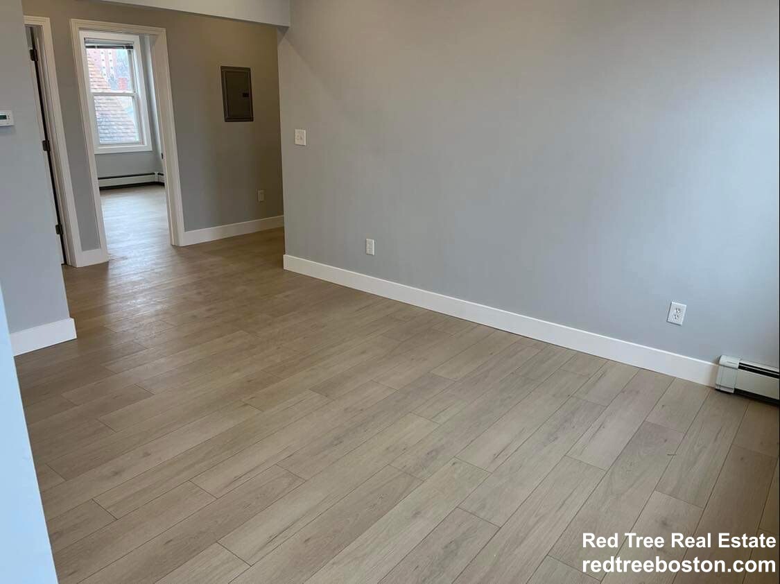 11 Pearl Ter, Somerville