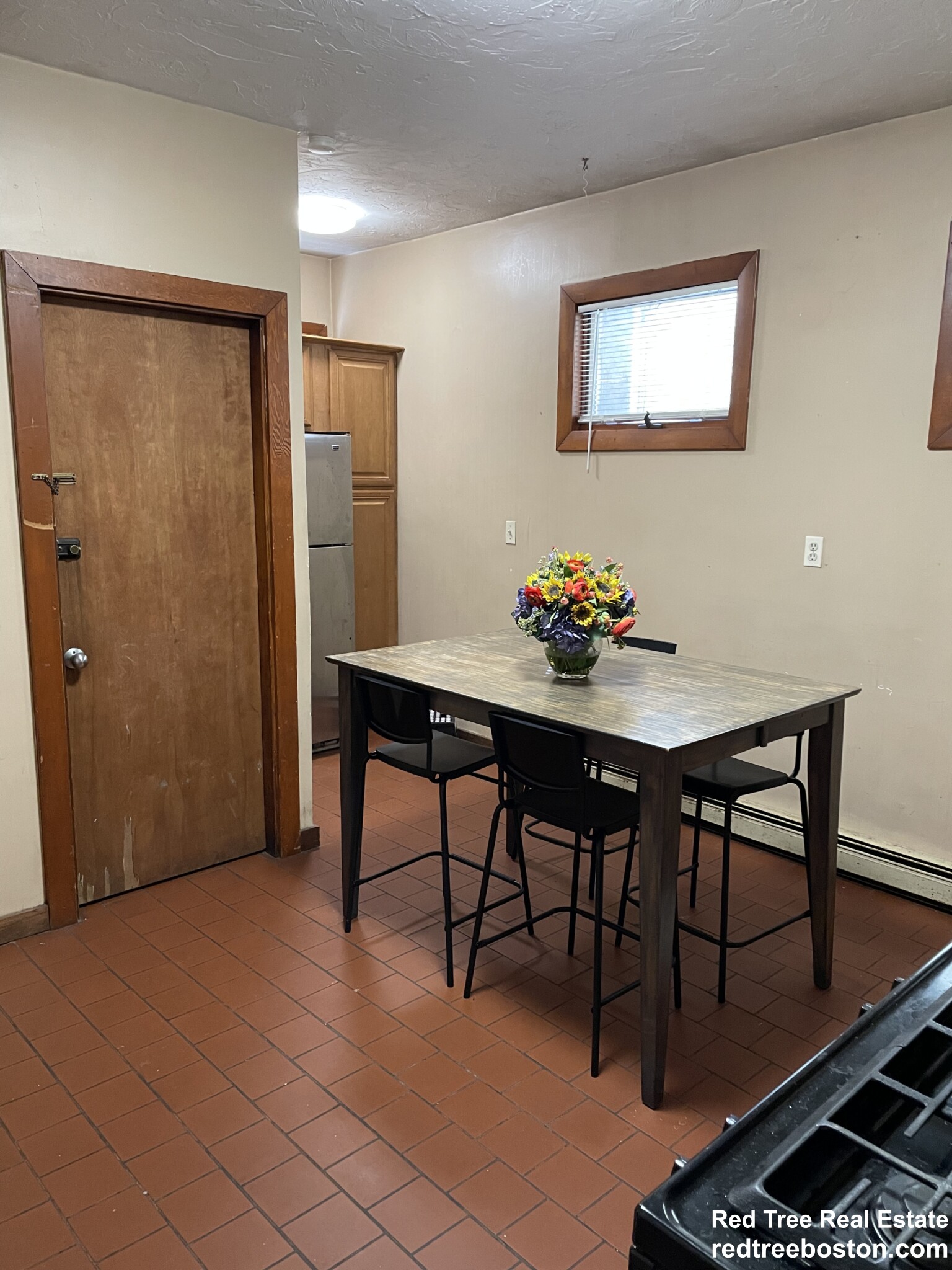 24 Darling St, Mission Hill