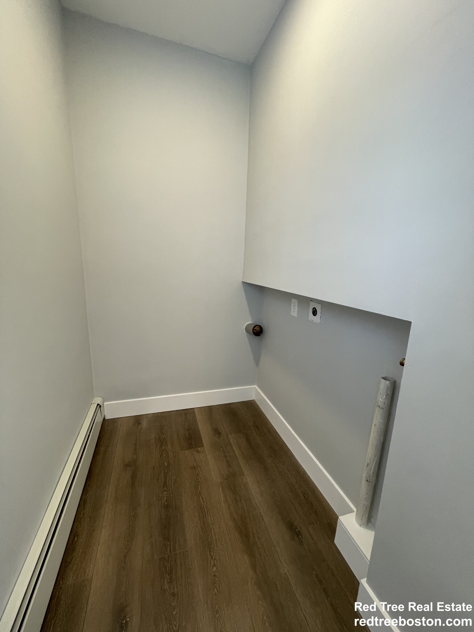 11 Pearl Ter, Somerville