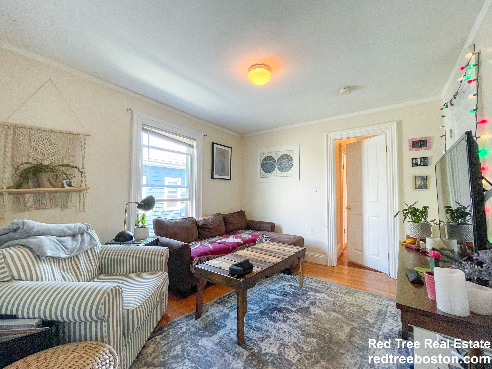 29 Pratt St, Allston