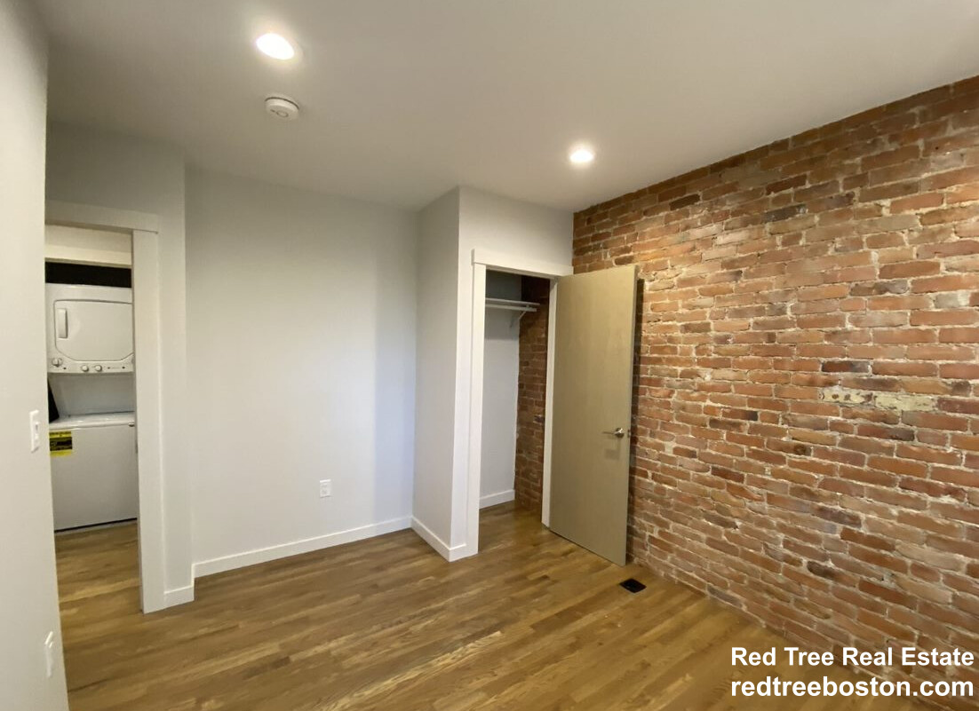 2 Belvedere Pl, Central Square