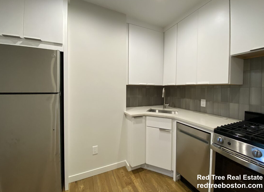 2 Belvedere Pl, Central Square