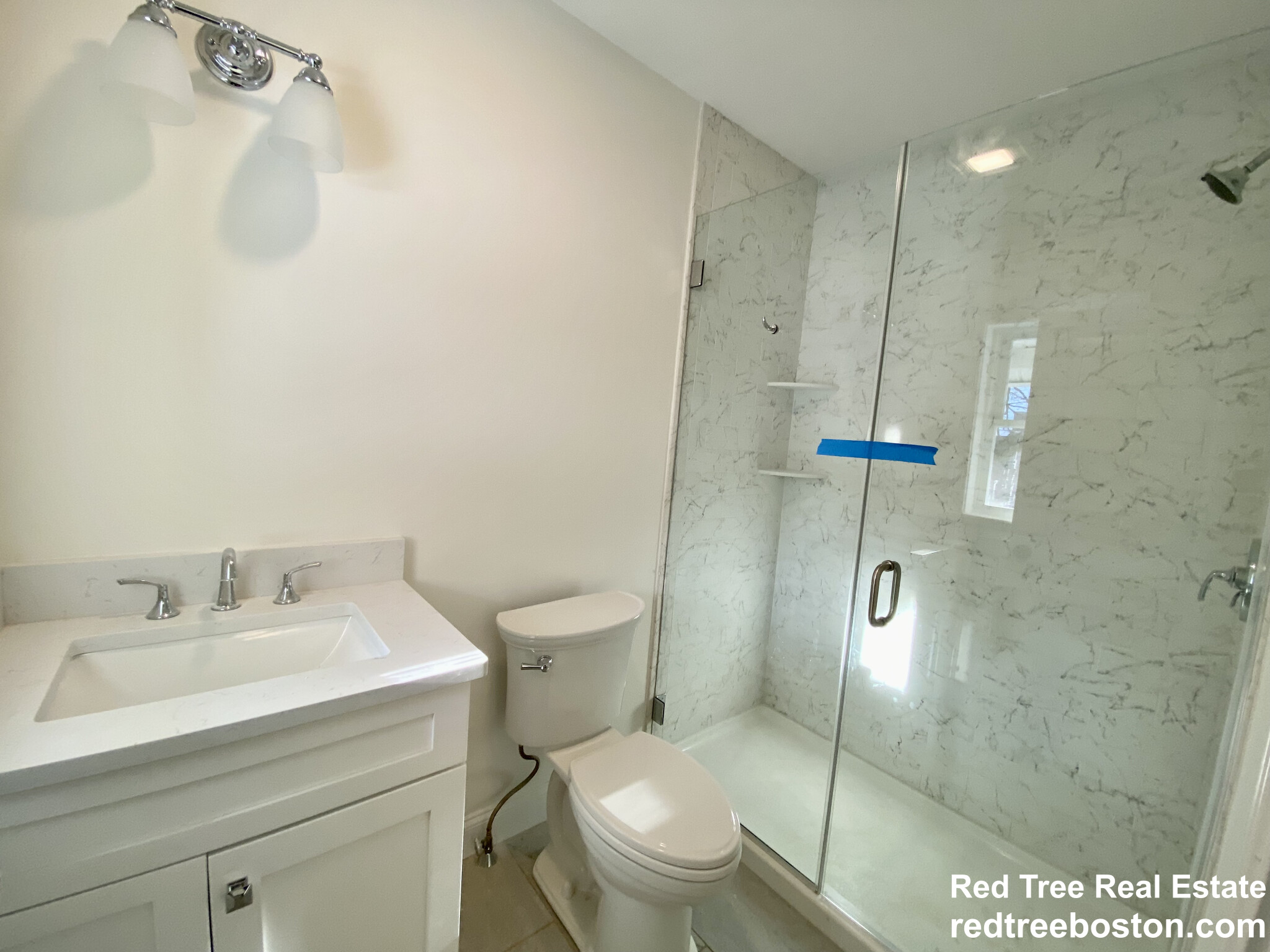 19-21 Bellevue St, Banks Square