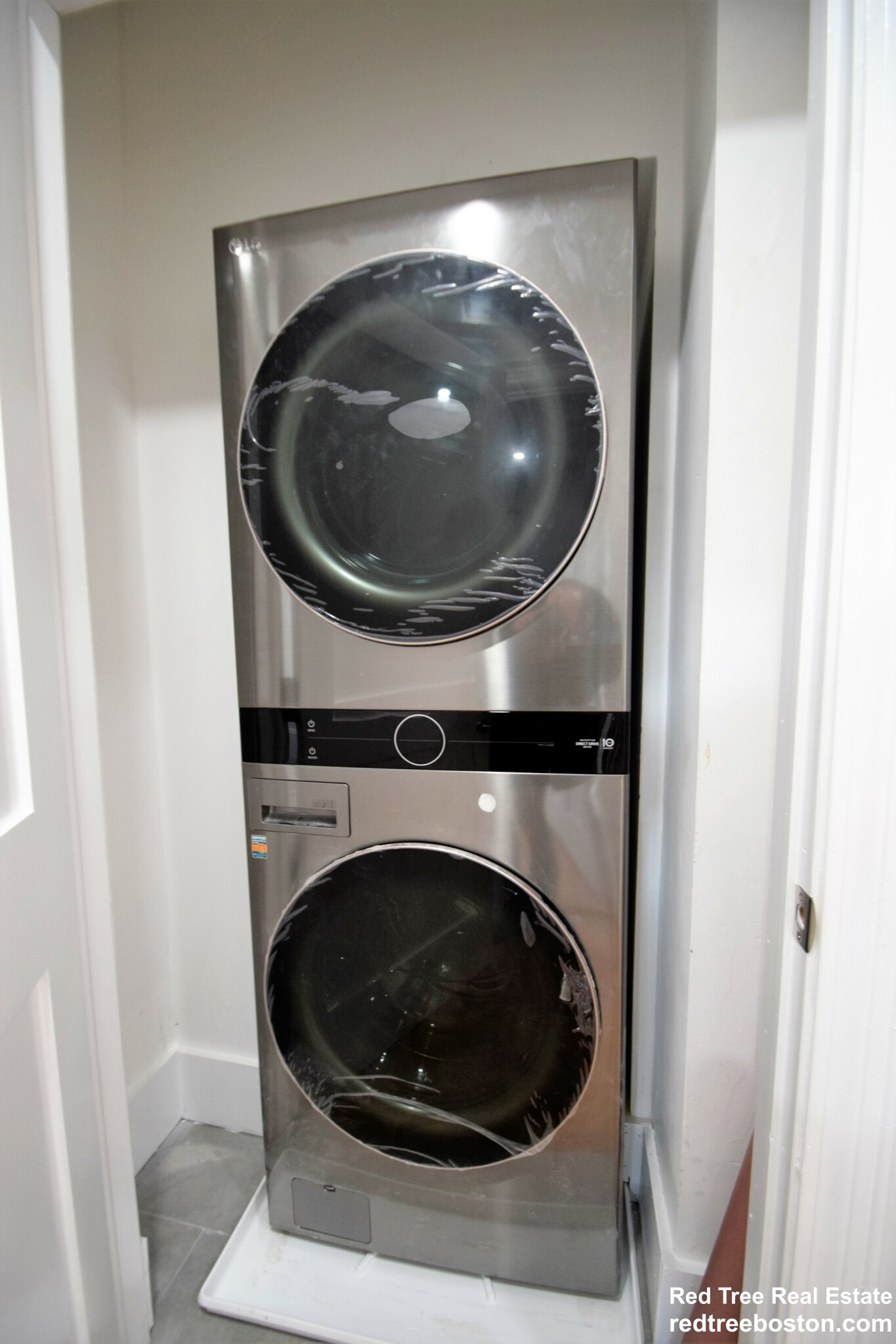 48 Gloucester St, Back Bay