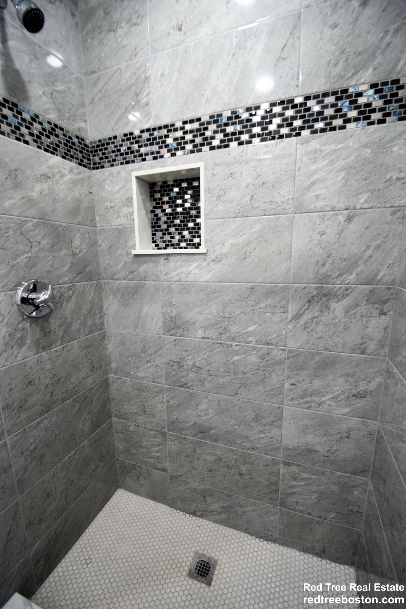 48 Gloucester St, Back Bay