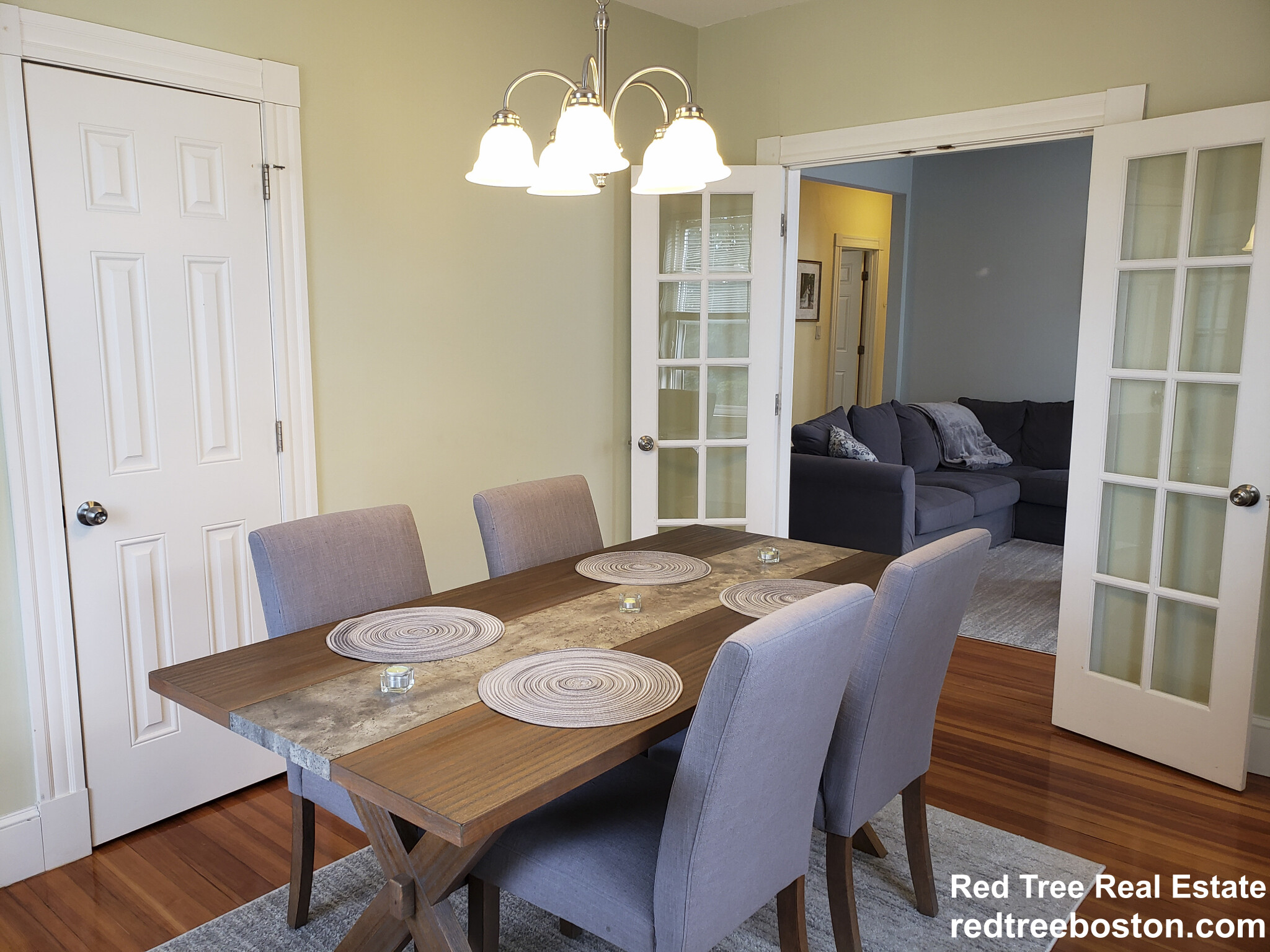3 bed, 2 bath apartment for rent at 557 Heath St Unit 3, Brookline — photo 7 of 11