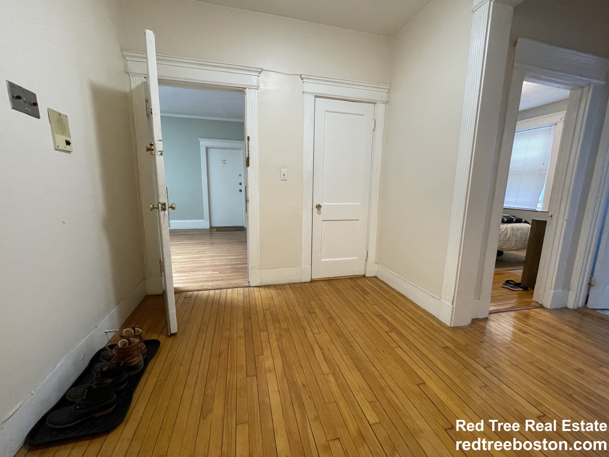 5 Spofford Rd, Allston