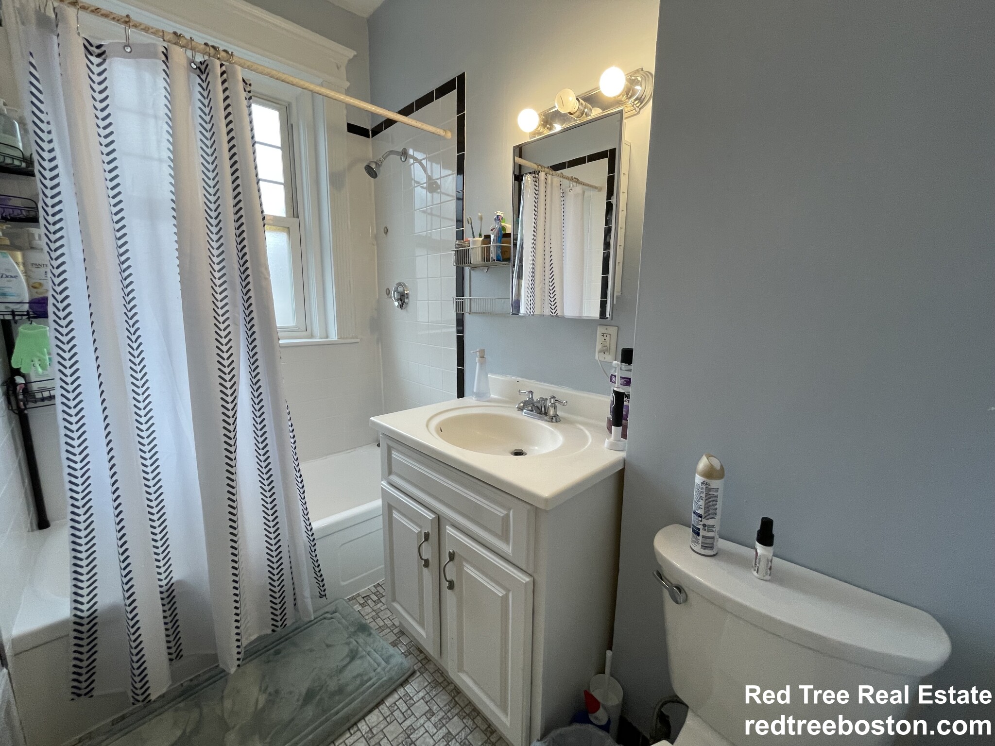 5 Spofford Rd, Allston