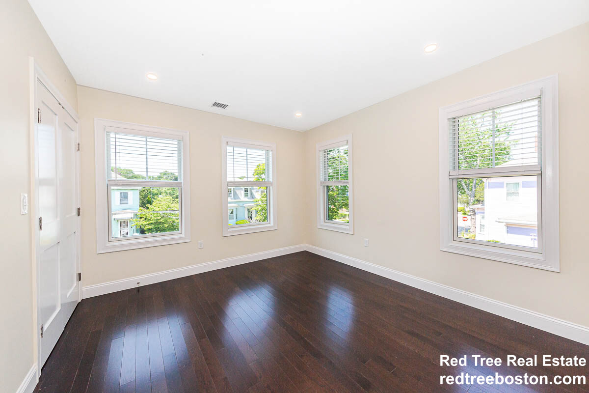 120 Jerome St, West Medford