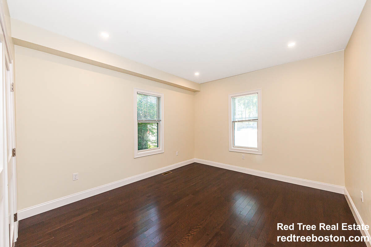 120 Jerome St, West Medford