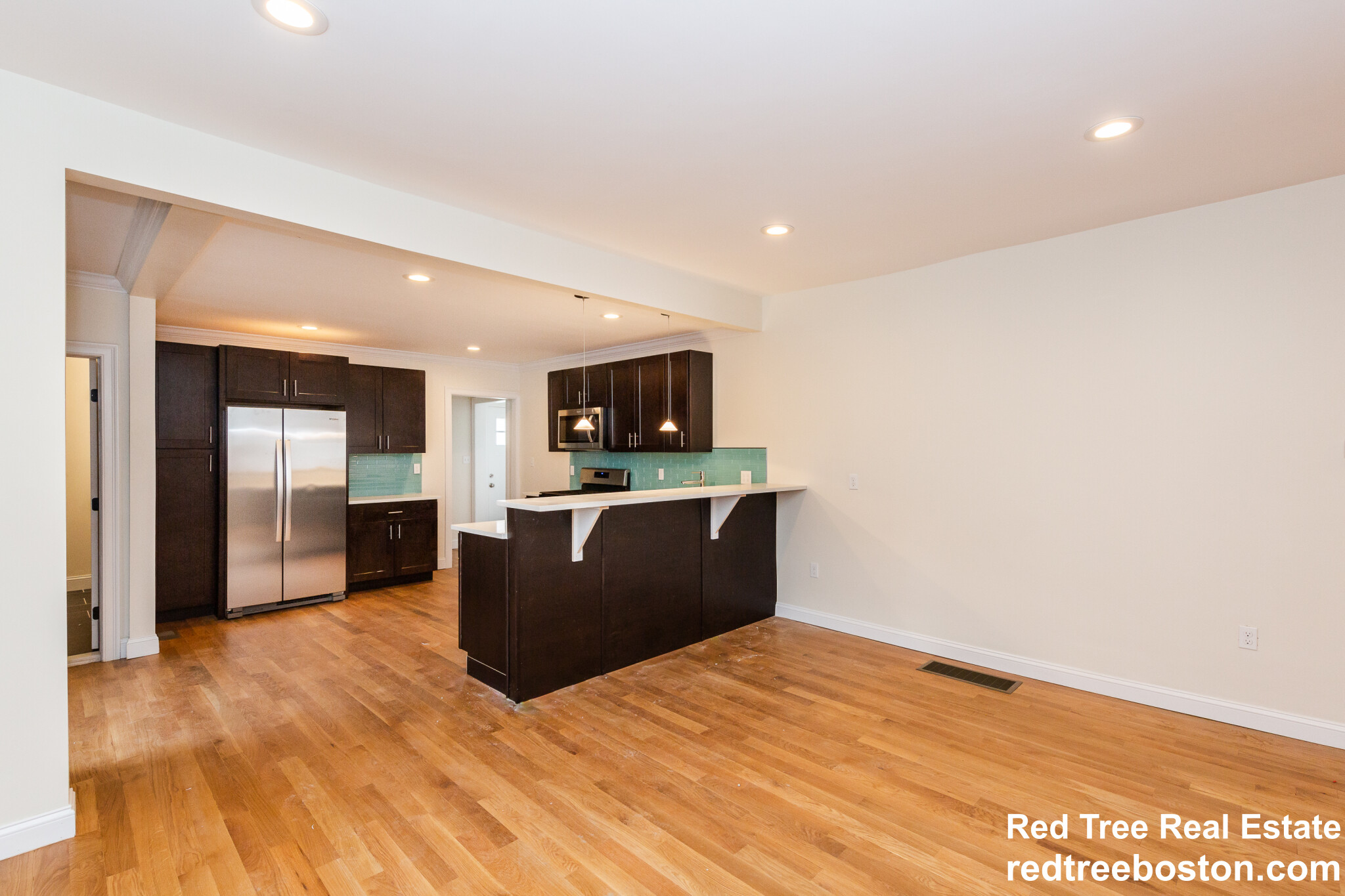 51 Fulton St, Medford