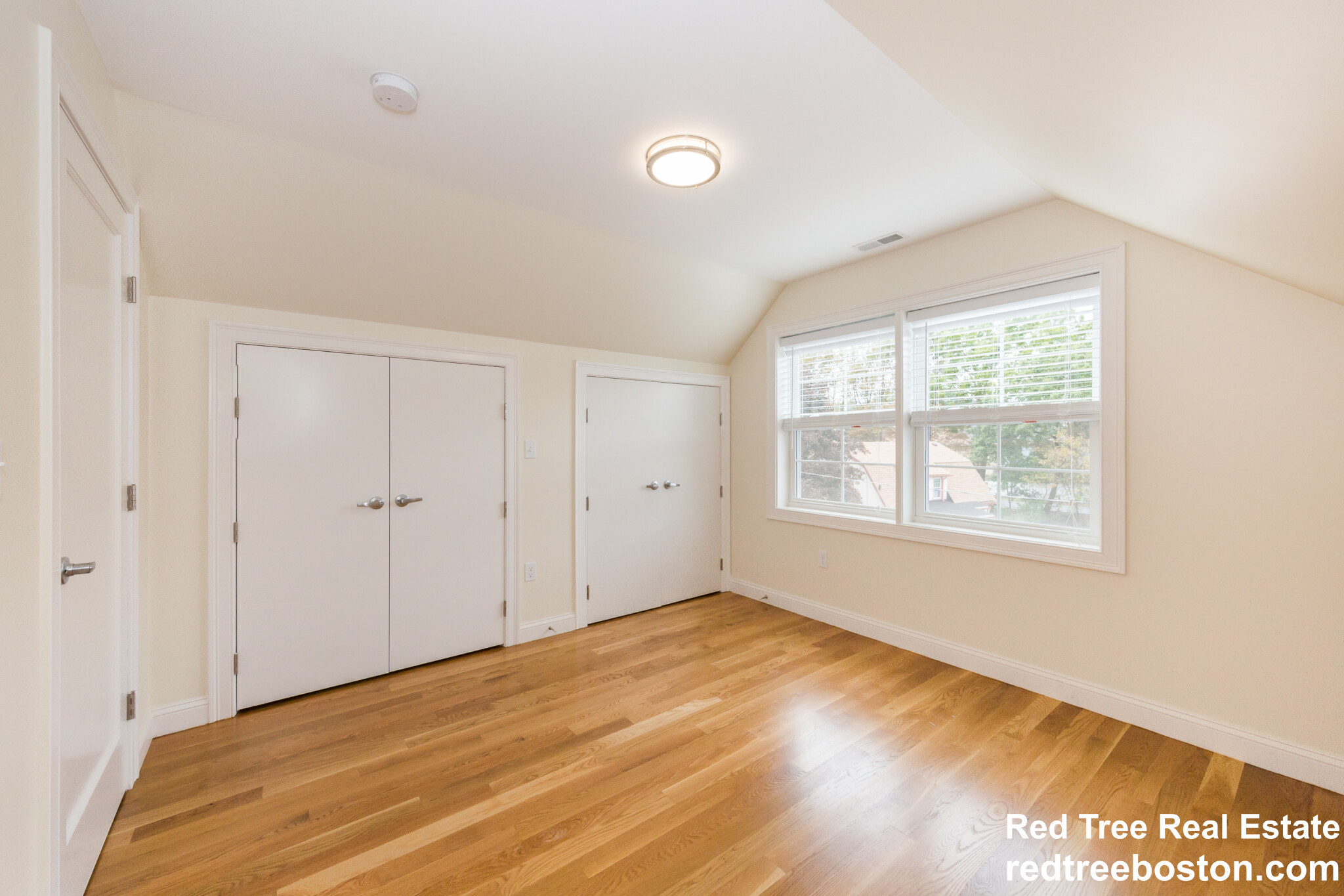 217 Arlington St, Medford