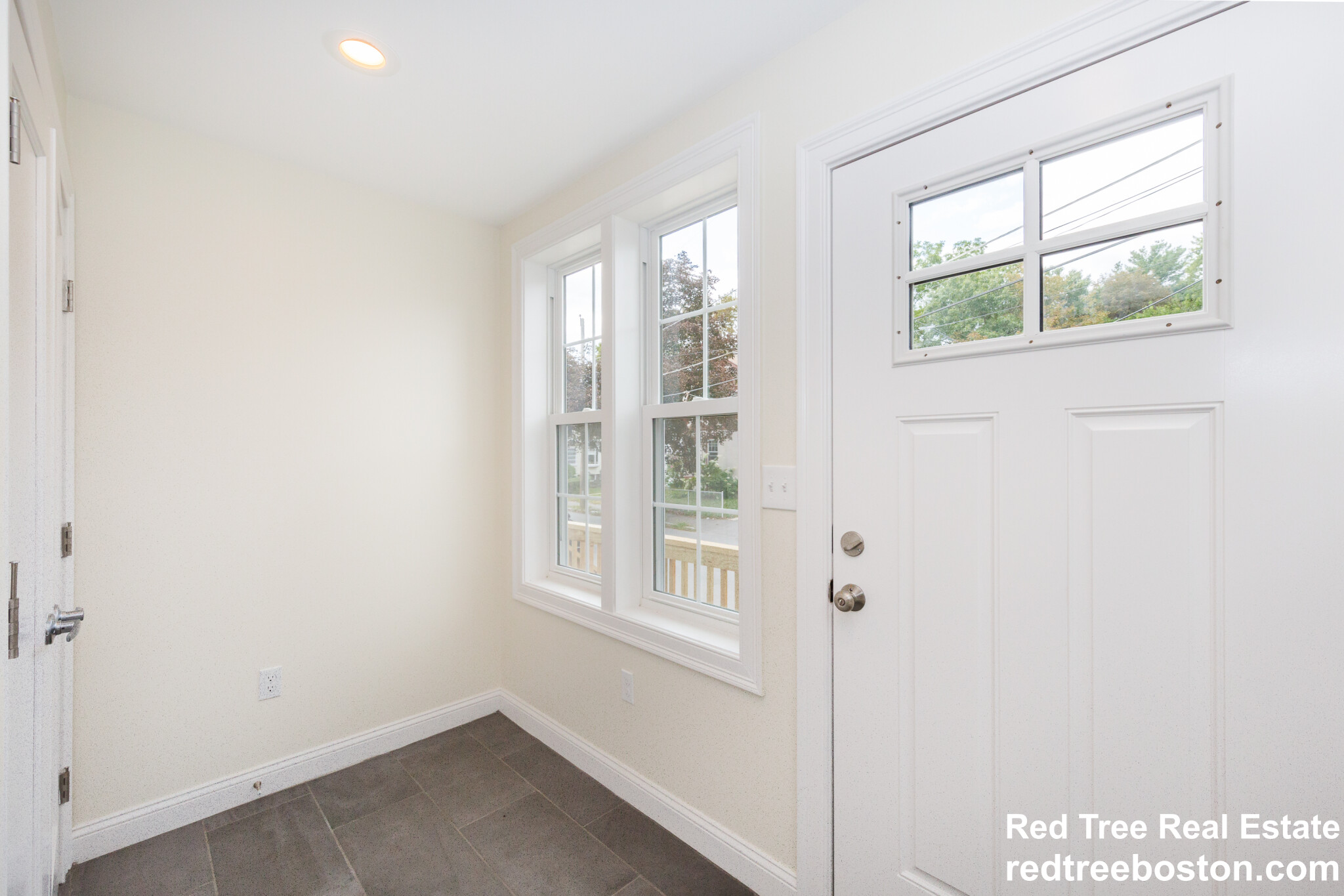 217 Arlington St, Medford