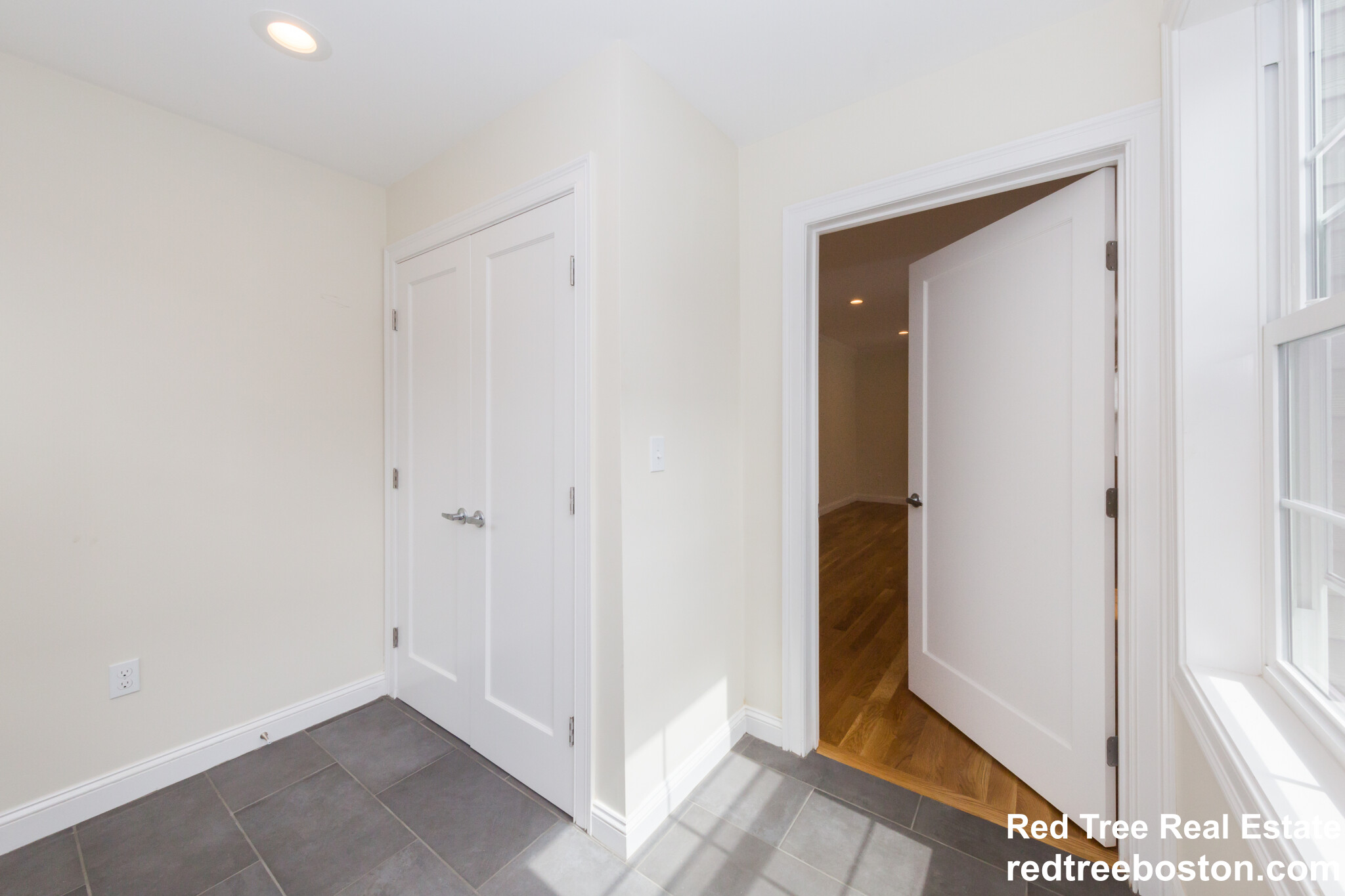 217 Arlington St, Medford