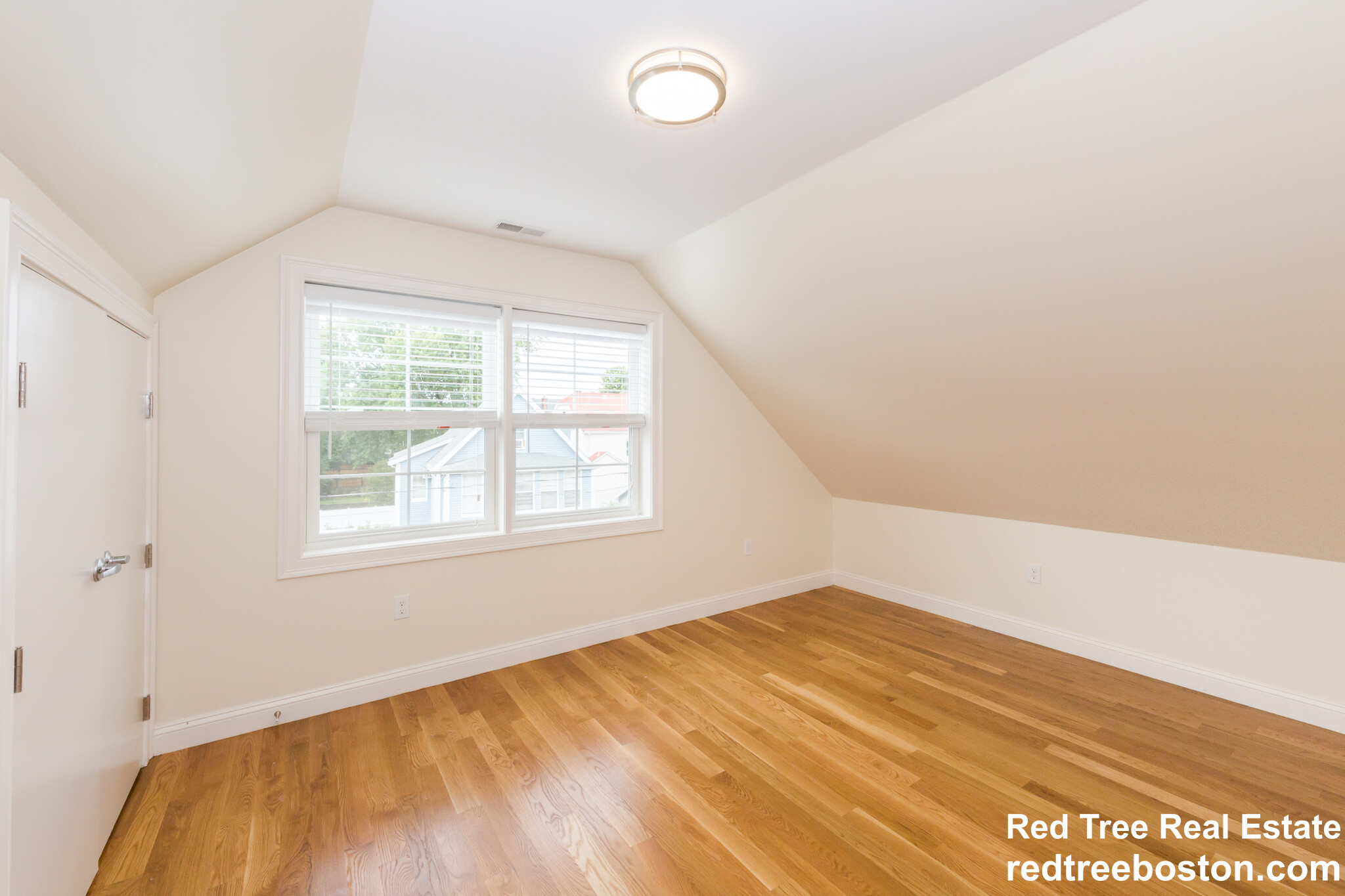 217 Arlington St, Medford