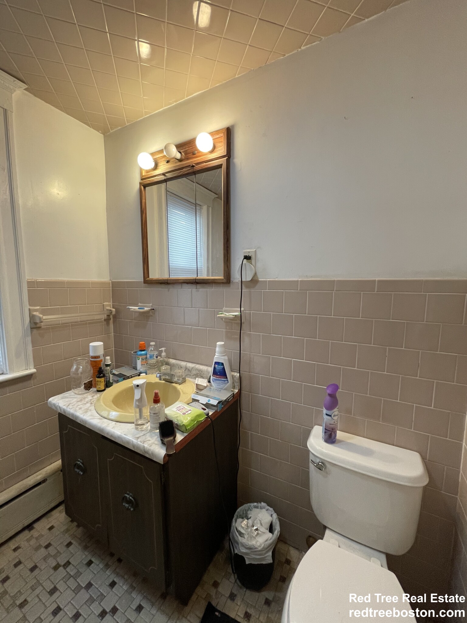 51 Bay State Ave, Davis Square