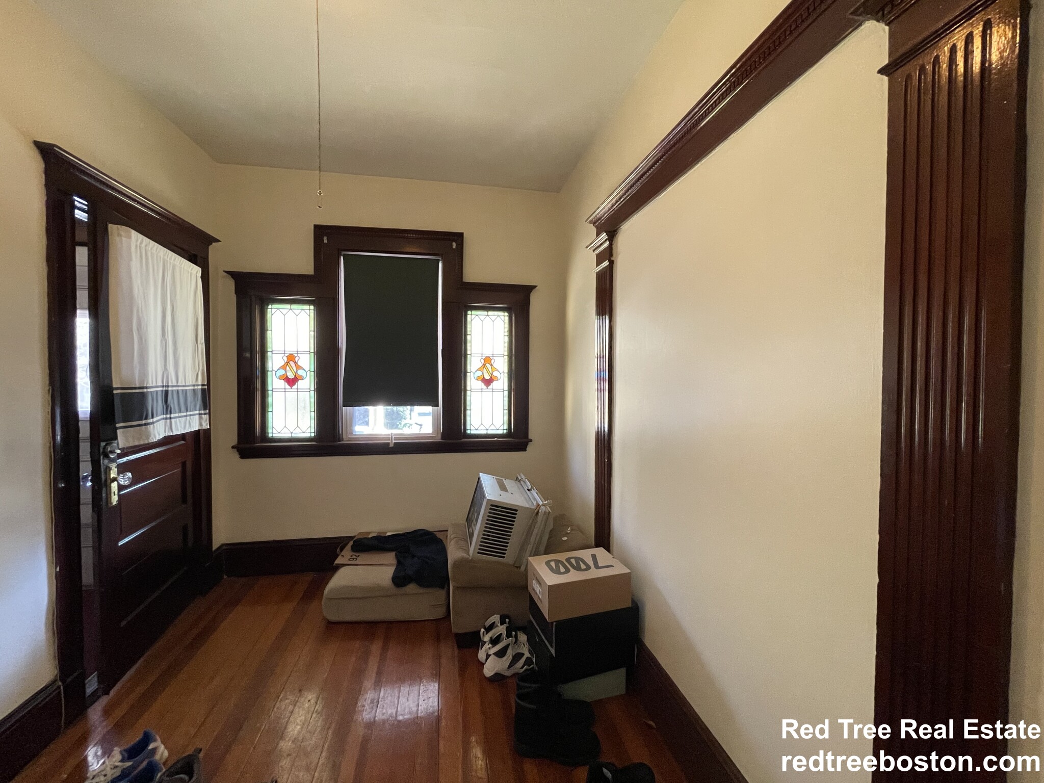 51 Bay State Ave, Davis Square