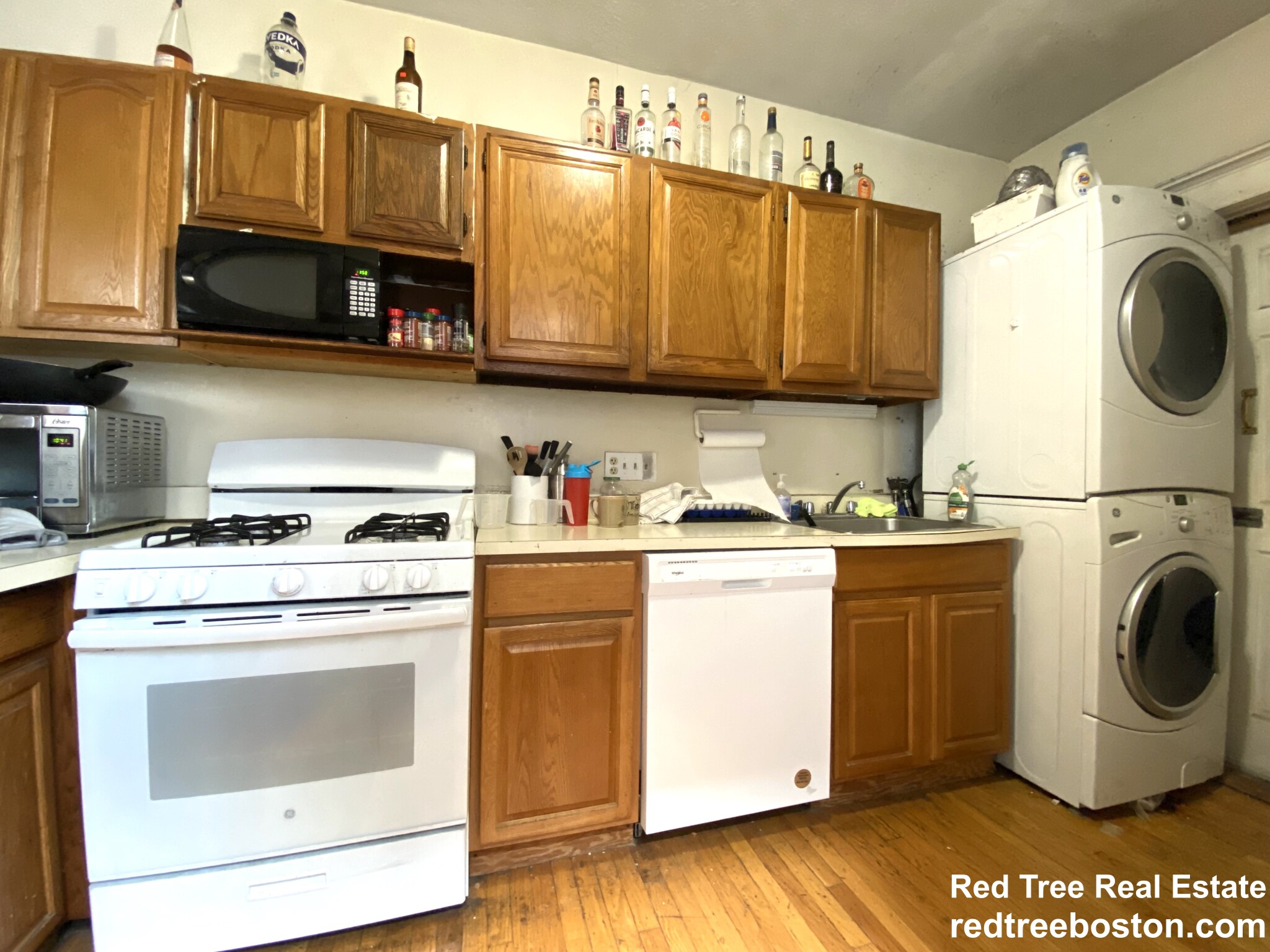 39 Park Vale Ave, Allston