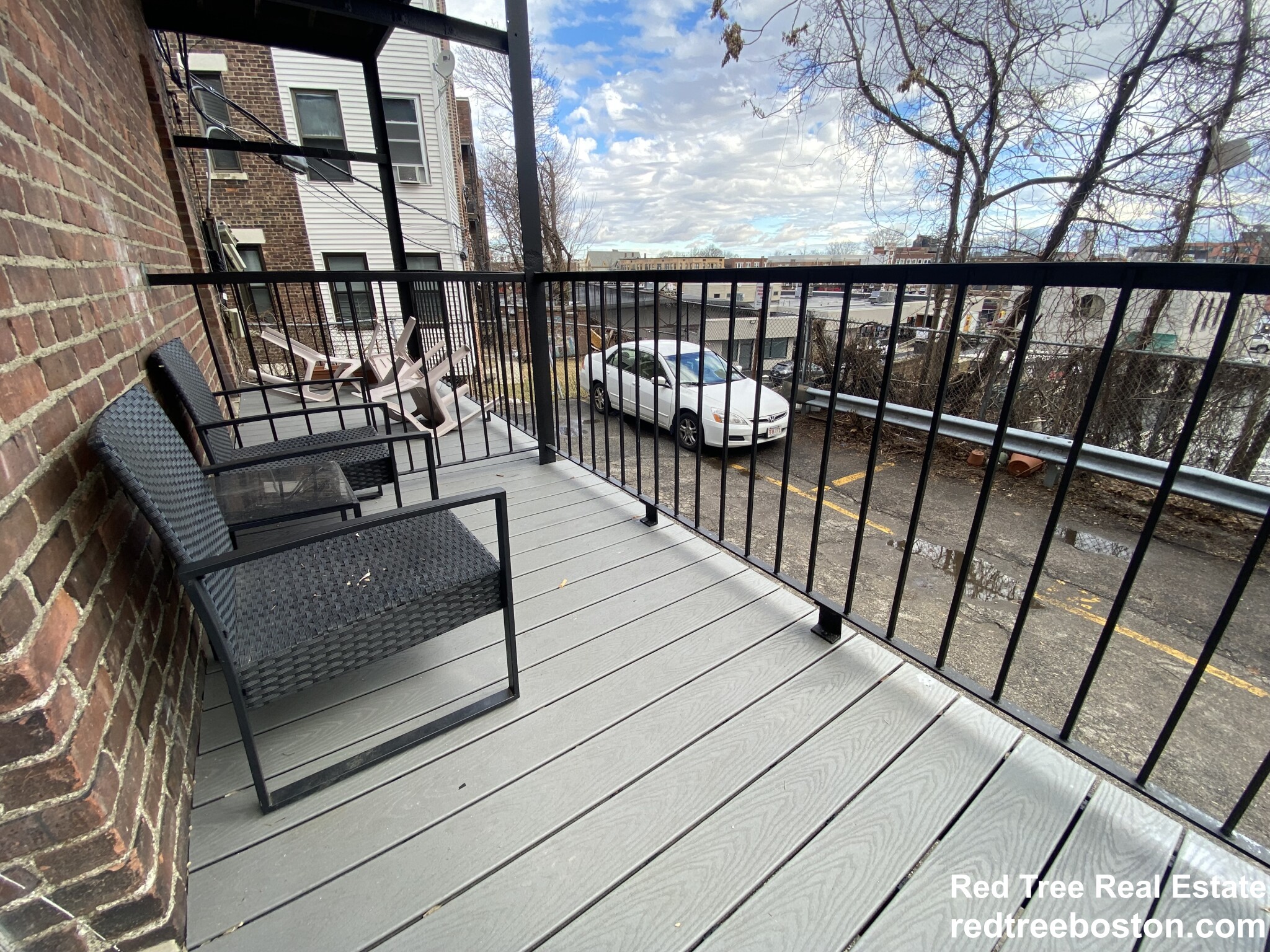 39 Park Vale Ave, Allston