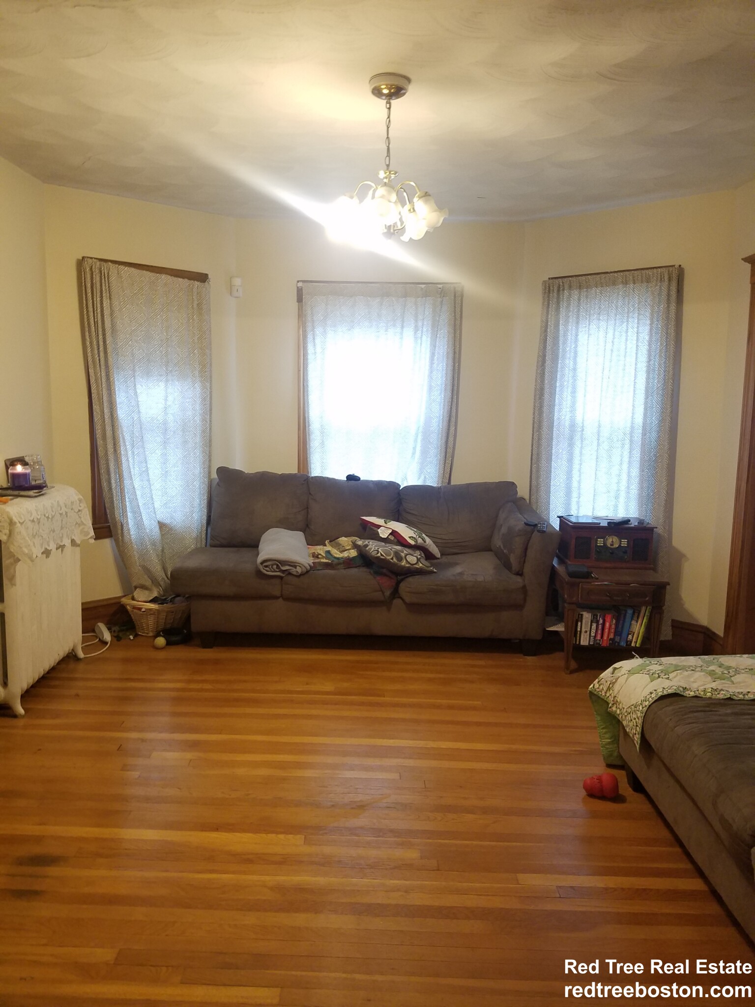 2 bed, 1 bath apartment for rent at 141-143 Willow St, West Roxbury — photo 6 of 7