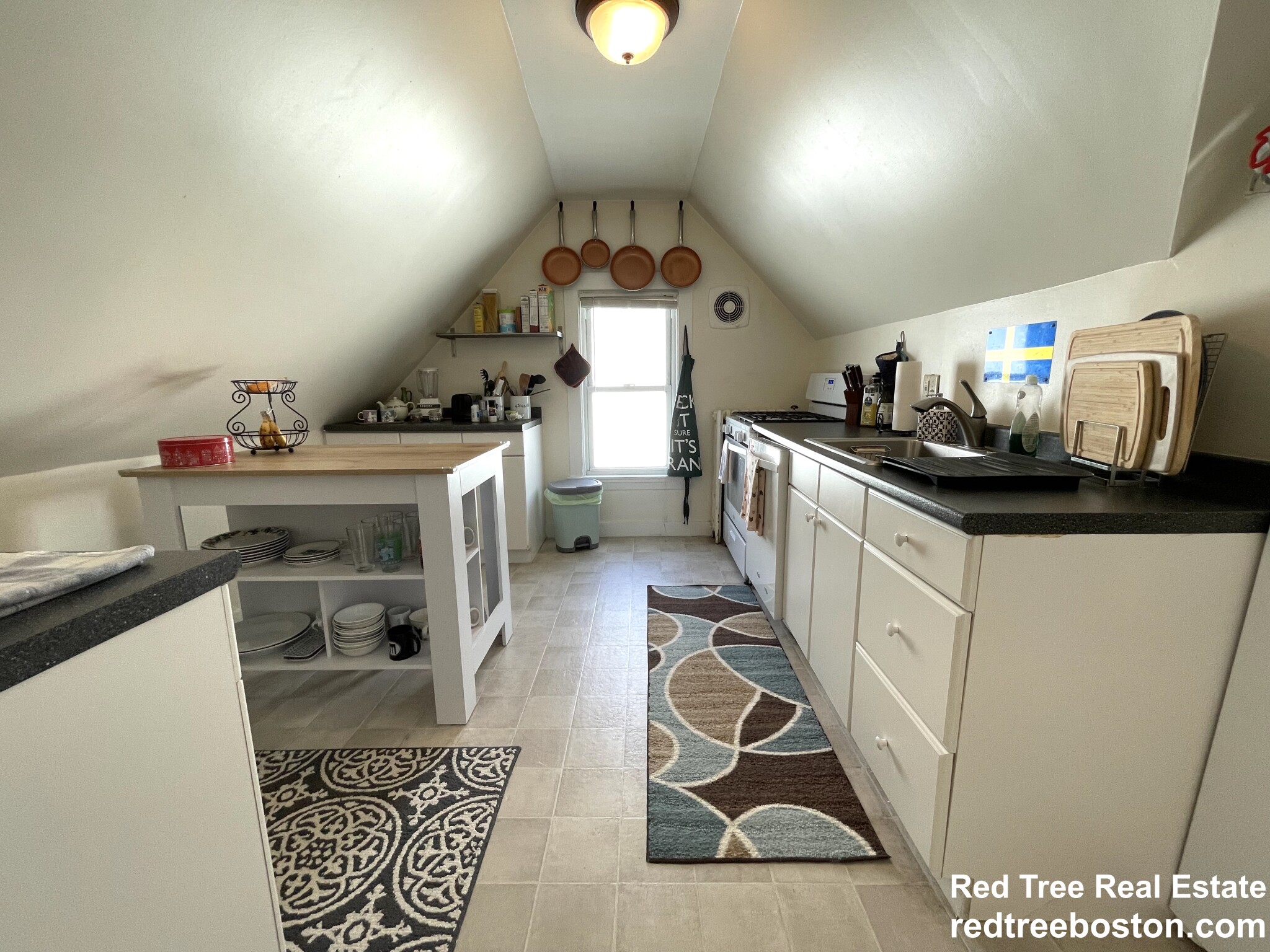 2 bed, 1 bath apartment for rent at 5 Wenham St Unit 2, Jamaica Plain — photo 8 of 26