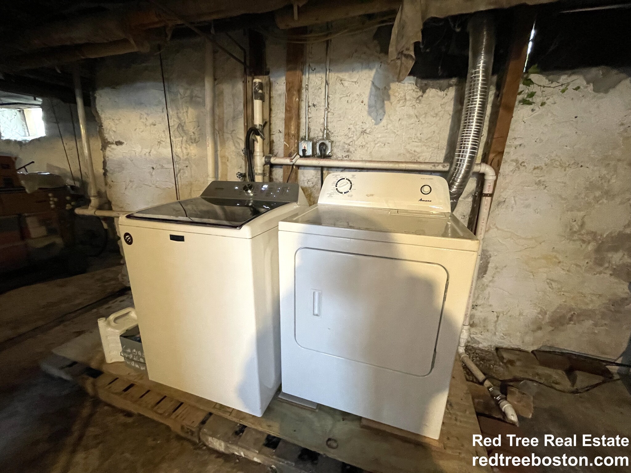 2 bed, 1 bath apartment for rent at 5 Wenham St Unit 2, Jamaica Plain — photo 13 of 26