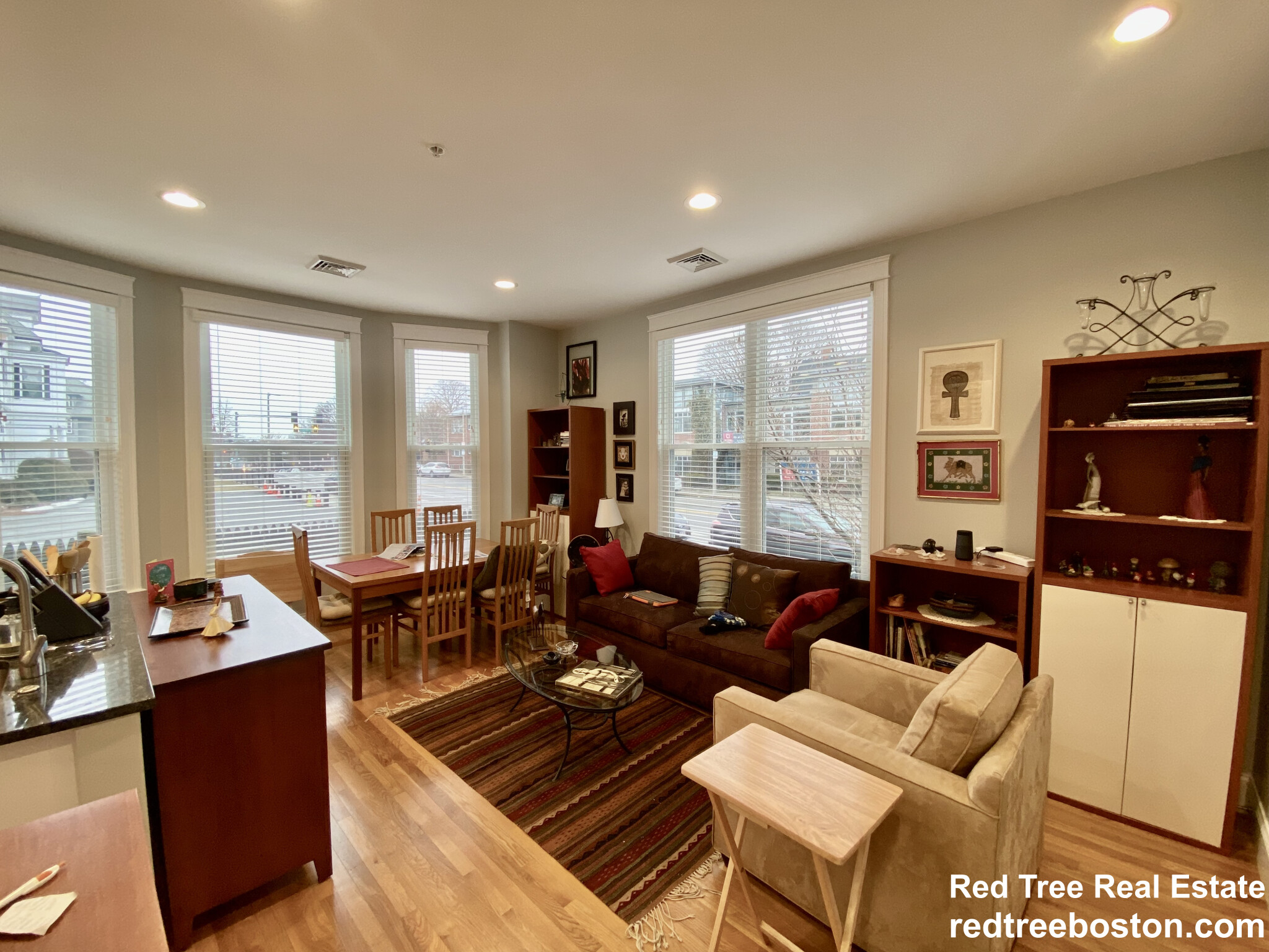 405 South Huntington Ave, Jamaica Plain