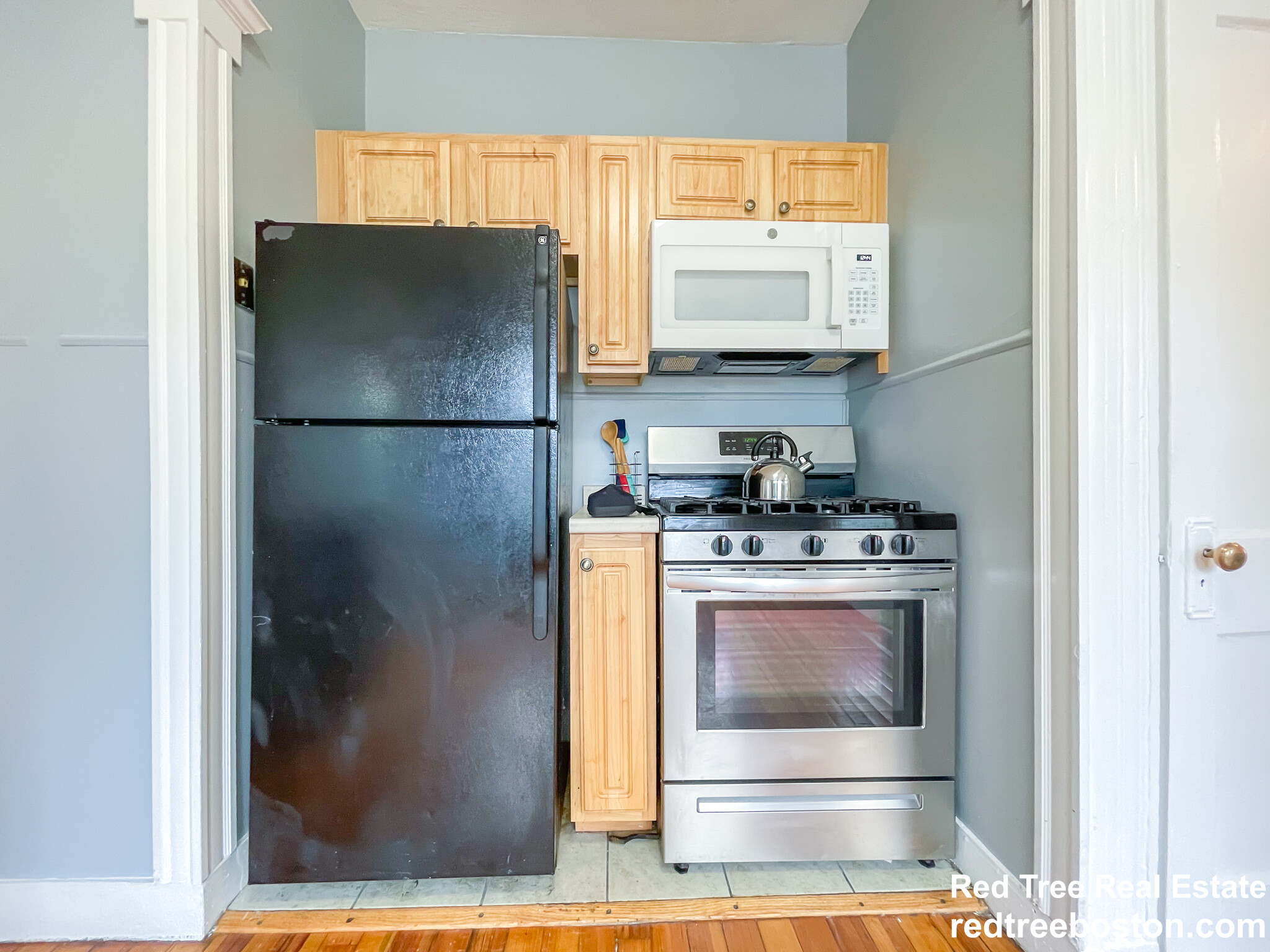 2 bed, 1 bath apartment for rent at 301 Fuller St Unit 3, Dorchester — photo 5 of 10