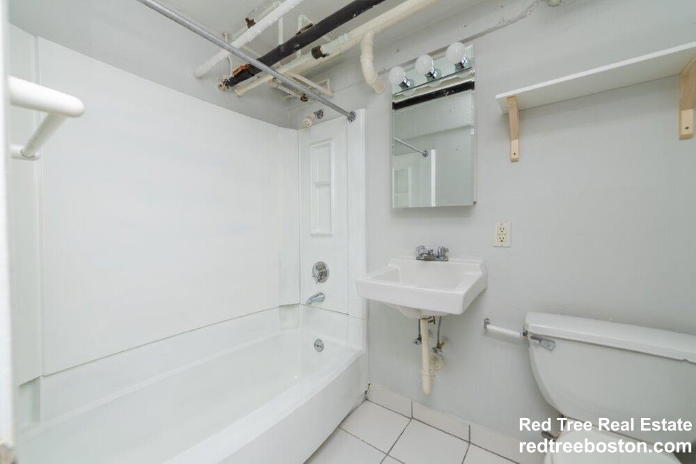 49 Worthington St, Mission Hill