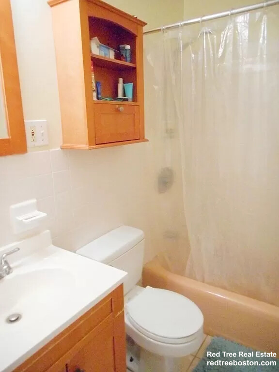 2 bed, 1 bath apartment for rent at 10 Scottfield Rd Unit B33, Allston — photo 11 of 15