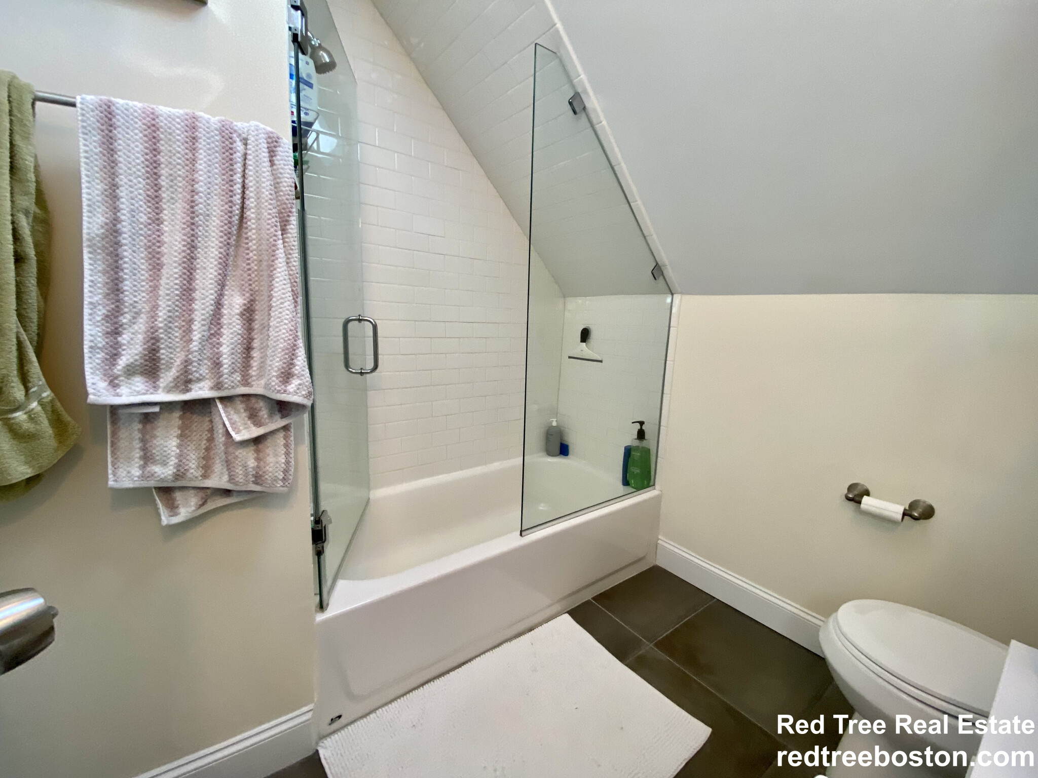 2 bed, 1 bath apartment for rent at 3235 Washington St Unit 3, Jamaica Plain — photo 13 of 27