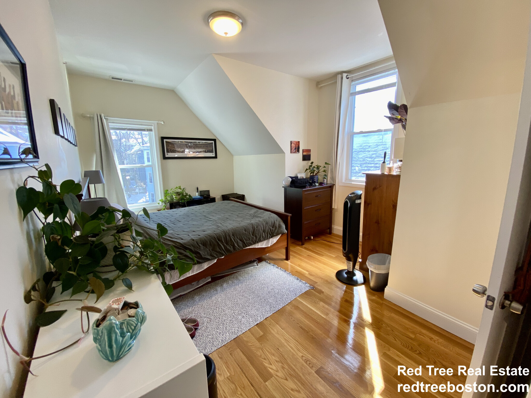 2 bed, 1 bath apartment for rent at 3235 Washington St Unit 3, Jamaica Plain — photo 7 of 27