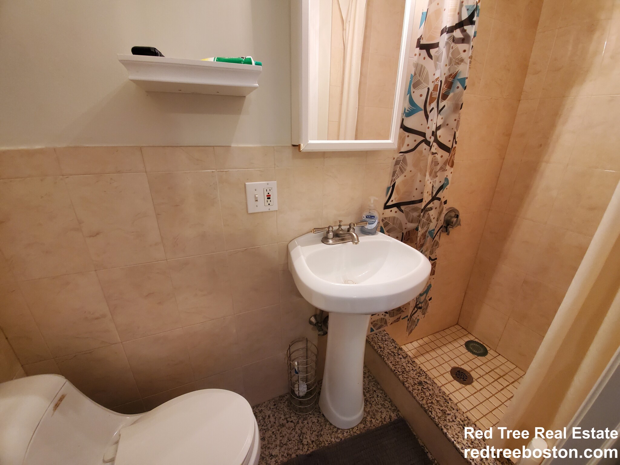 48 Atherton Rd, Brookline