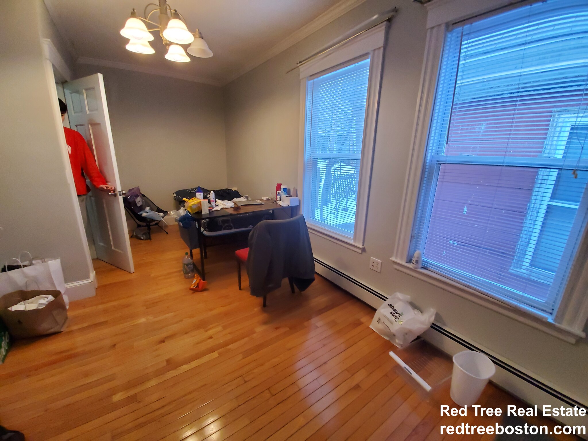 48 Atherton Rd, Brookline