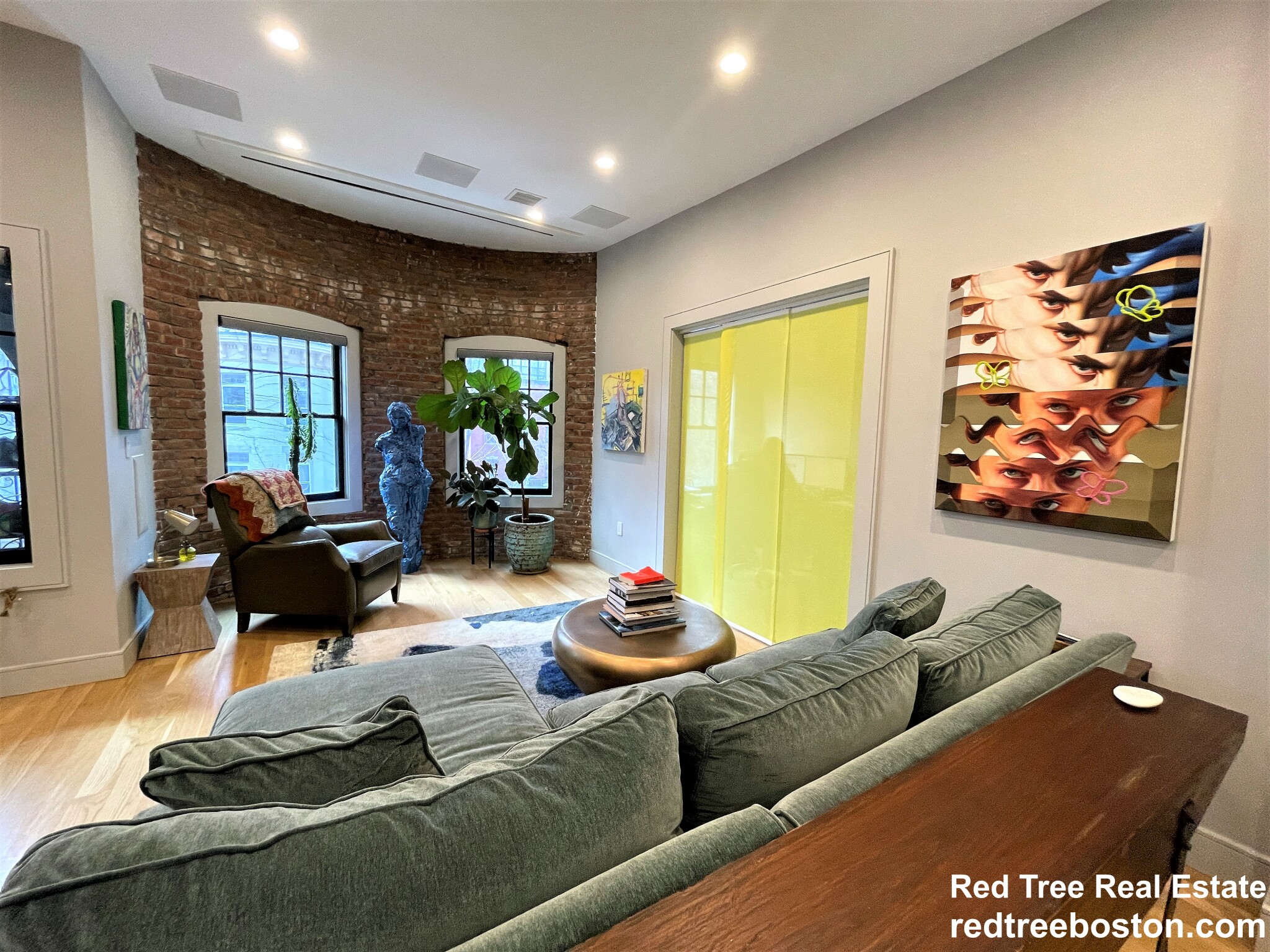 4 bed, 3 bath apartment for rent at 47 Winchester St Unit 3, Coolidge Corner — photo 4 of 35