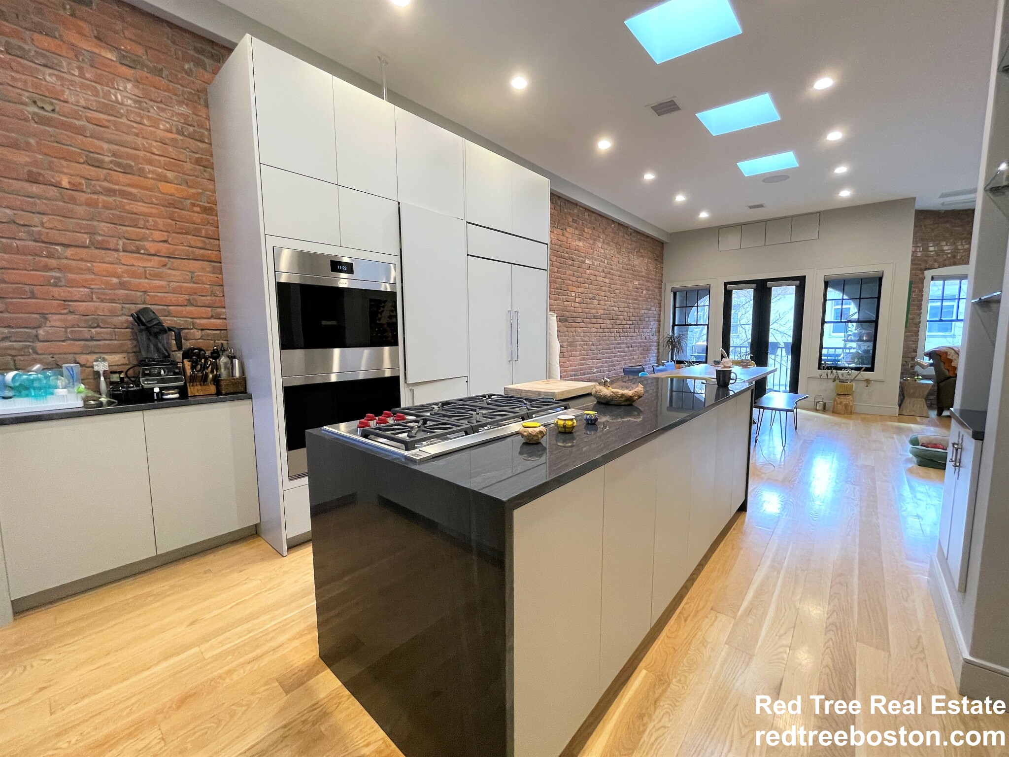 4 bed, 3 bath apartment for rent at 47 Winchester St Unit 3, Coolidge Corner — photo 23 of 35
