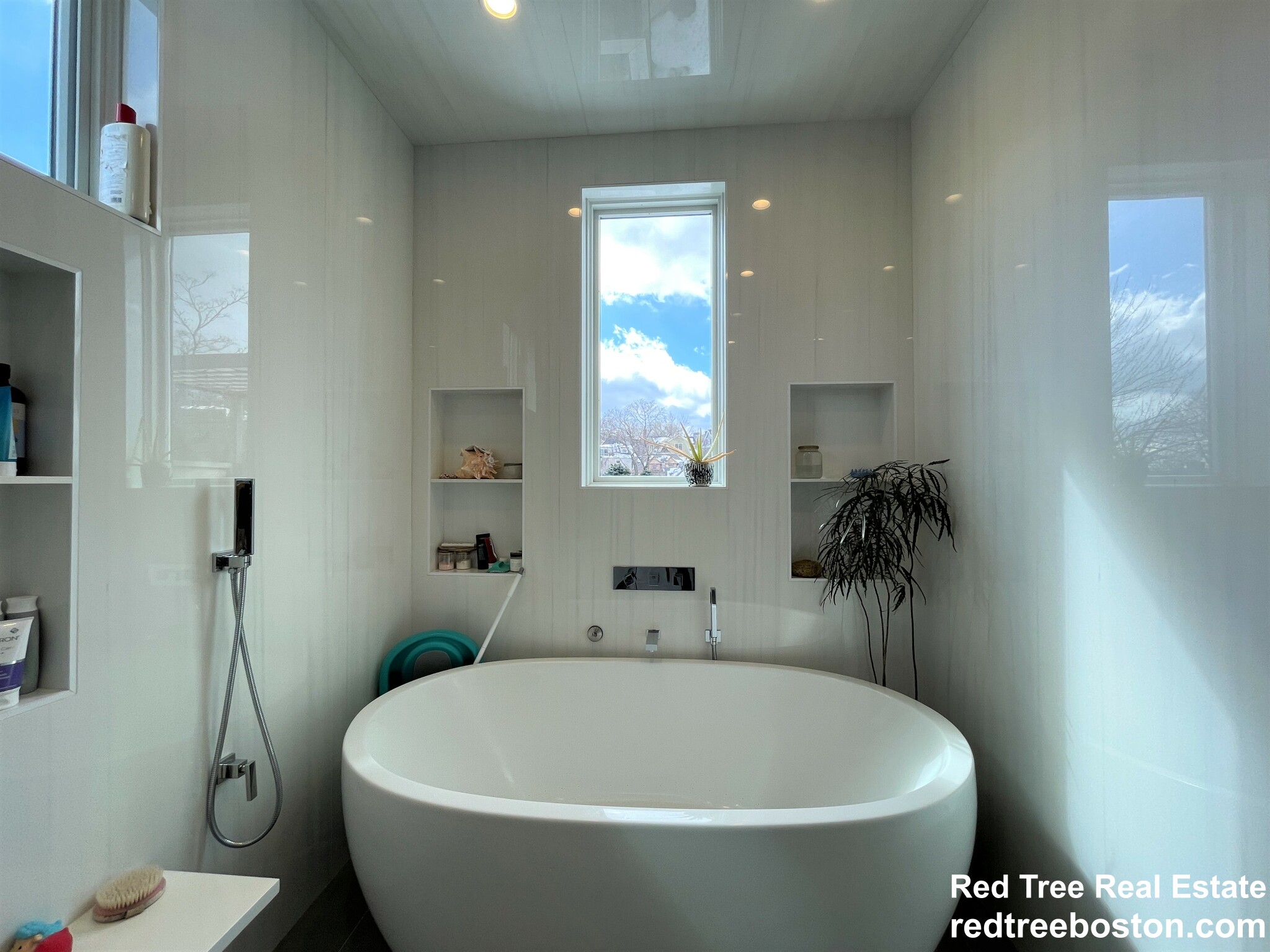 4 bed, 3 bath apartment for rent at 47 Winchester St Unit 3, Coolidge Corner — photo 33 of 35