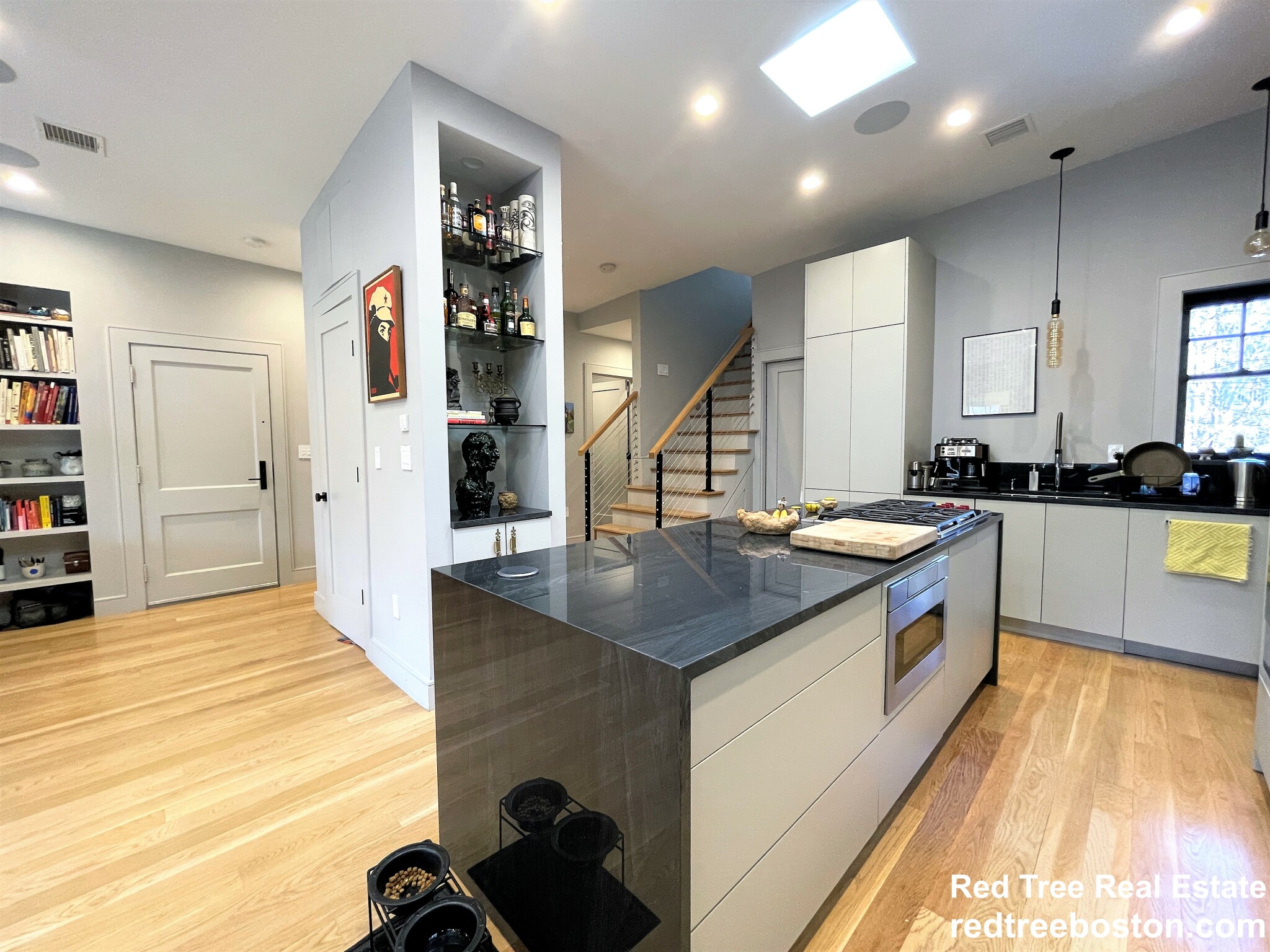 4 bed, 3 bath apartment for rent at 47 Winchester St Unit 3, Coolidge Corner — photo 24 of 35