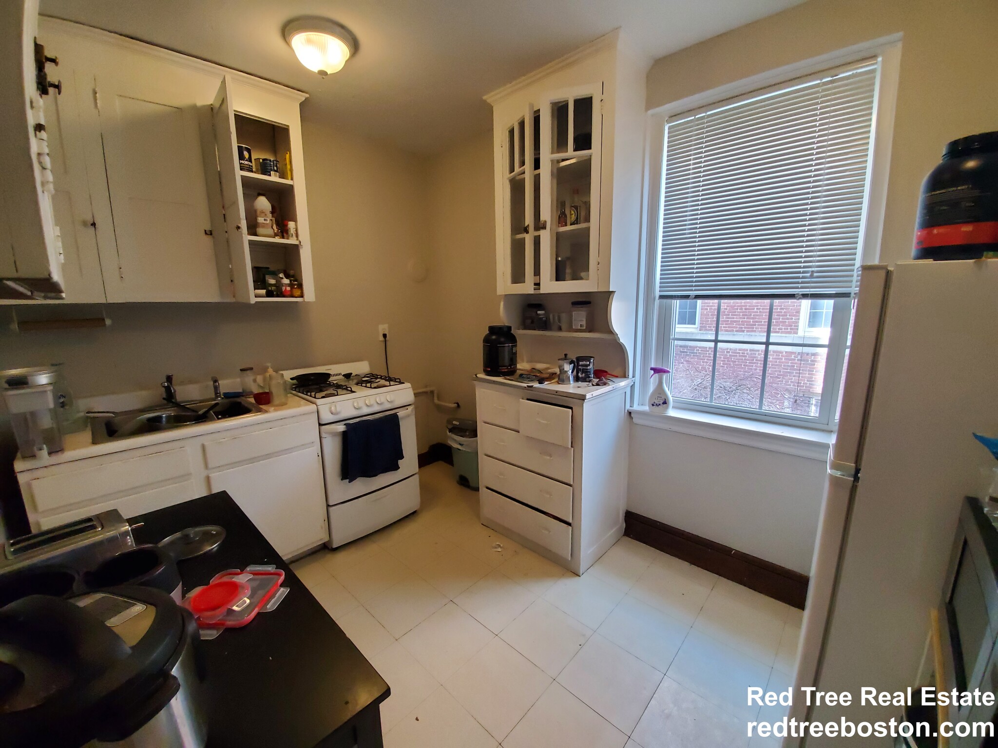 1 bed, 1 bath apartment for rent at 119 College Ave Unit 8, Somerville — photo 6 of 8