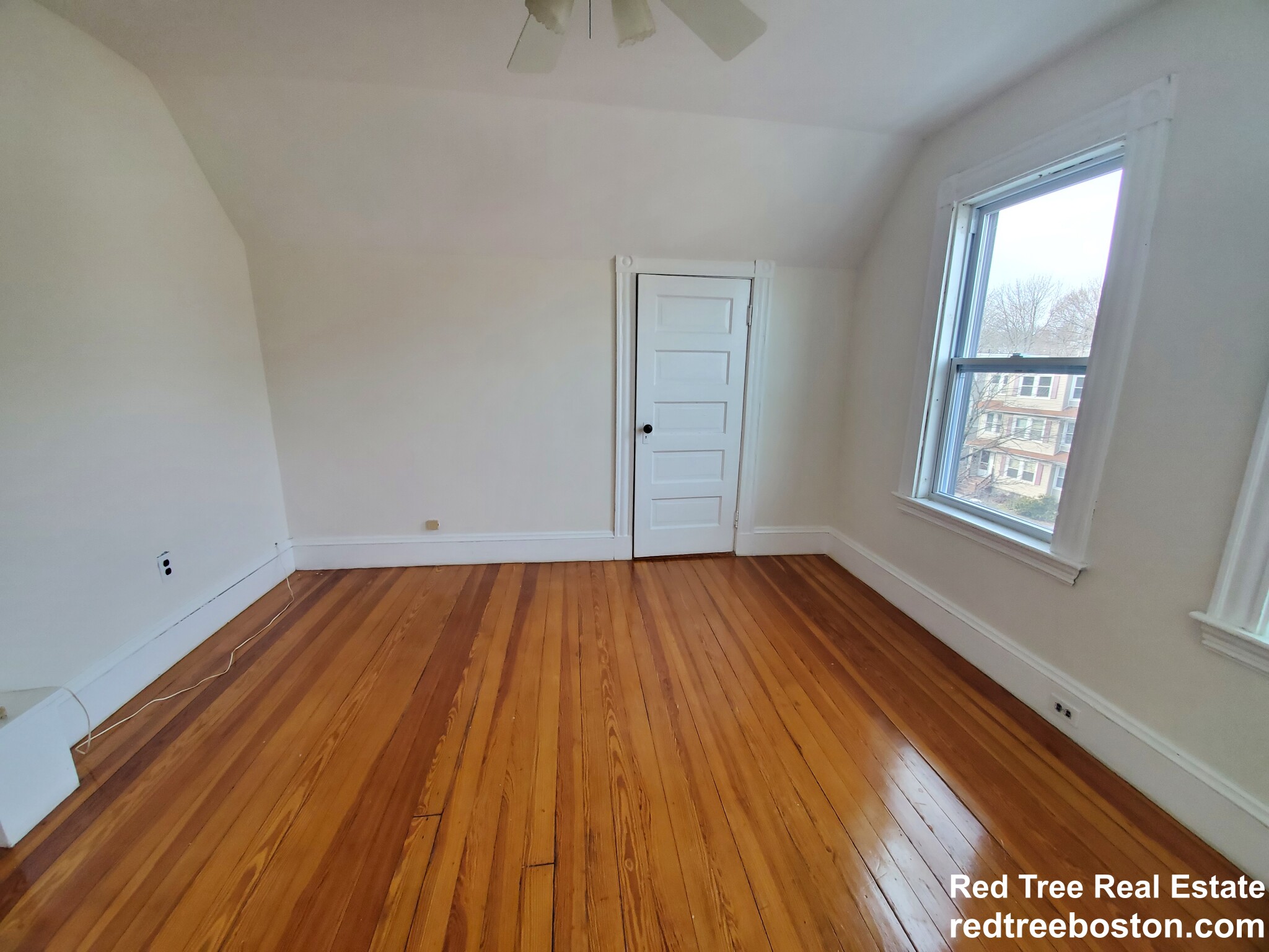 250 Belgrade Ave, Roslindale