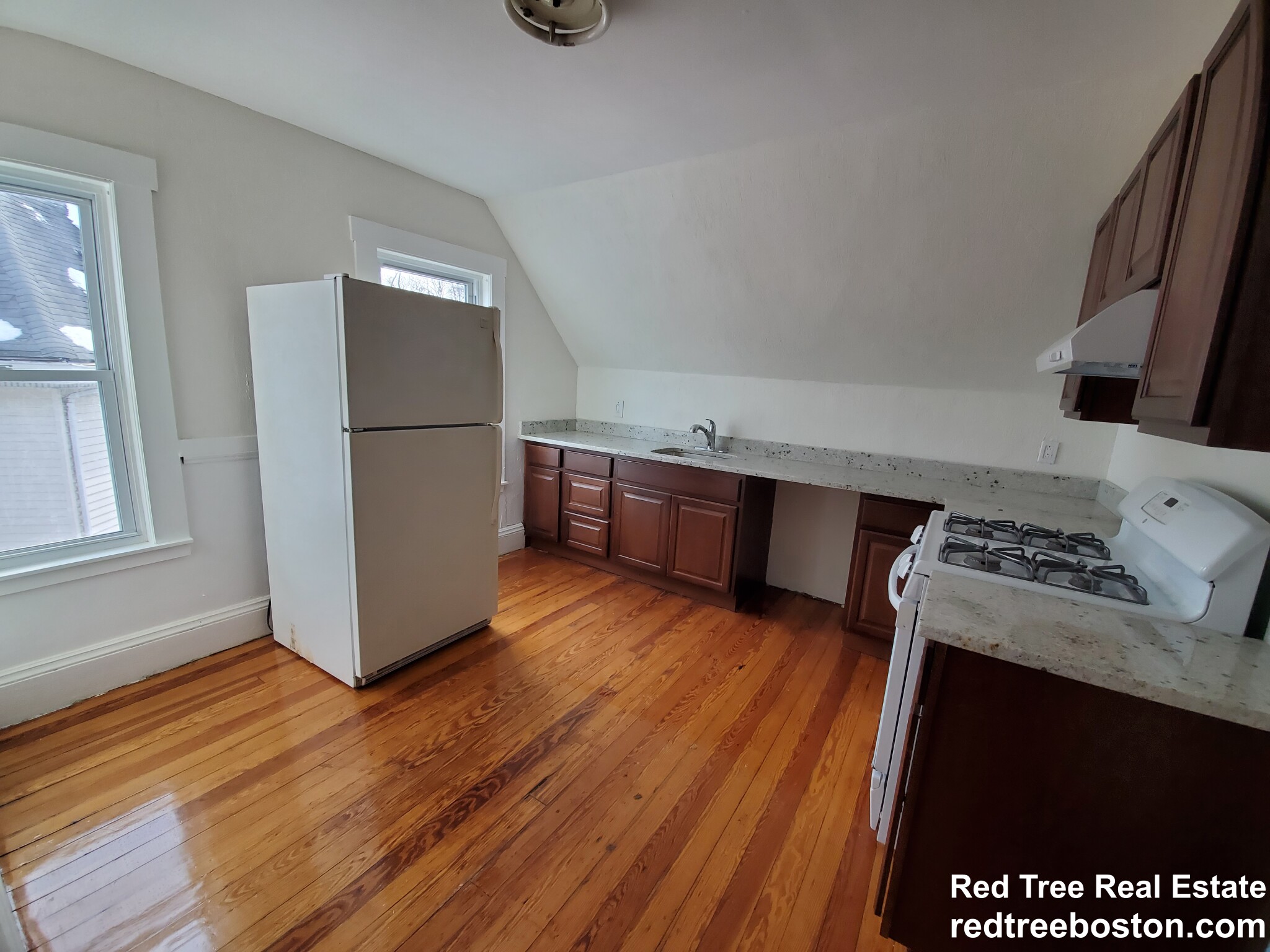 250 Belgrade Ave, Roslindale