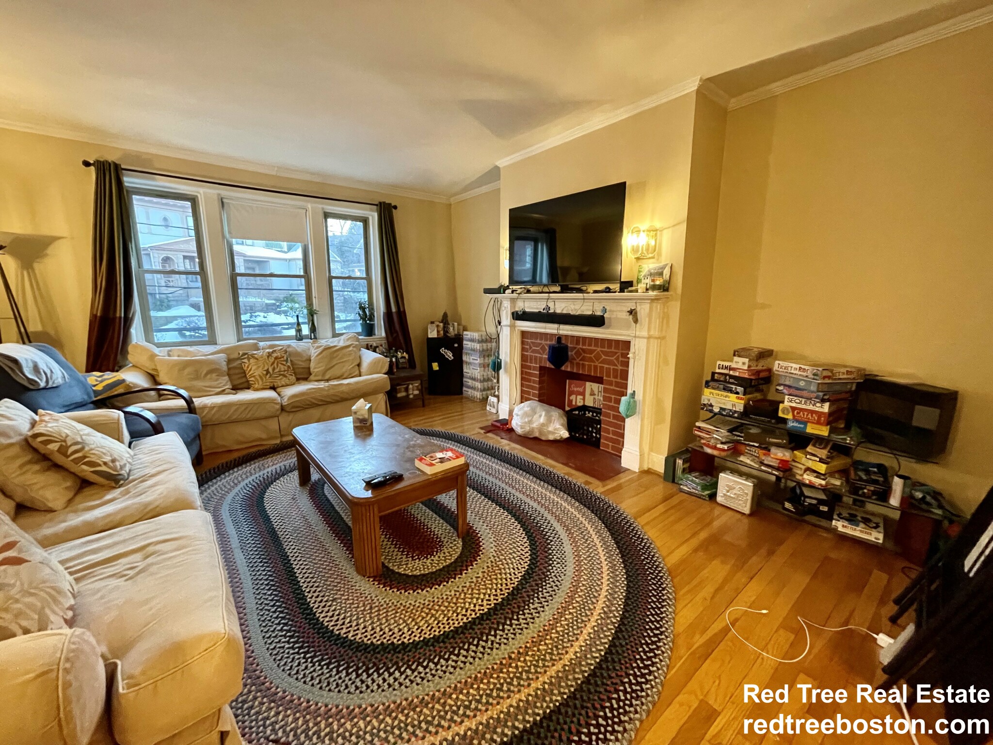 3 bed, 2 bath apartment for rent at 119 Winthrop Rd Unit 4, Brookline — photo 2 of 29