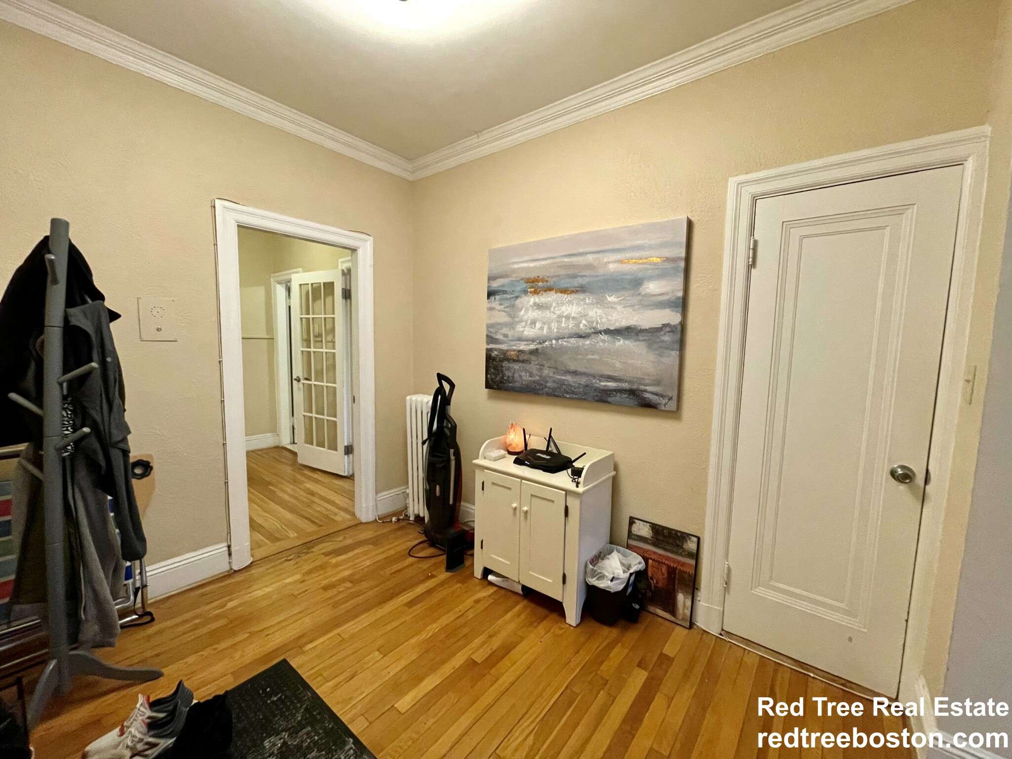 3 bed, 2 bath apartment for rent at 119 Winthrop Rd Unit 4, Brookline — photo 8 of 29