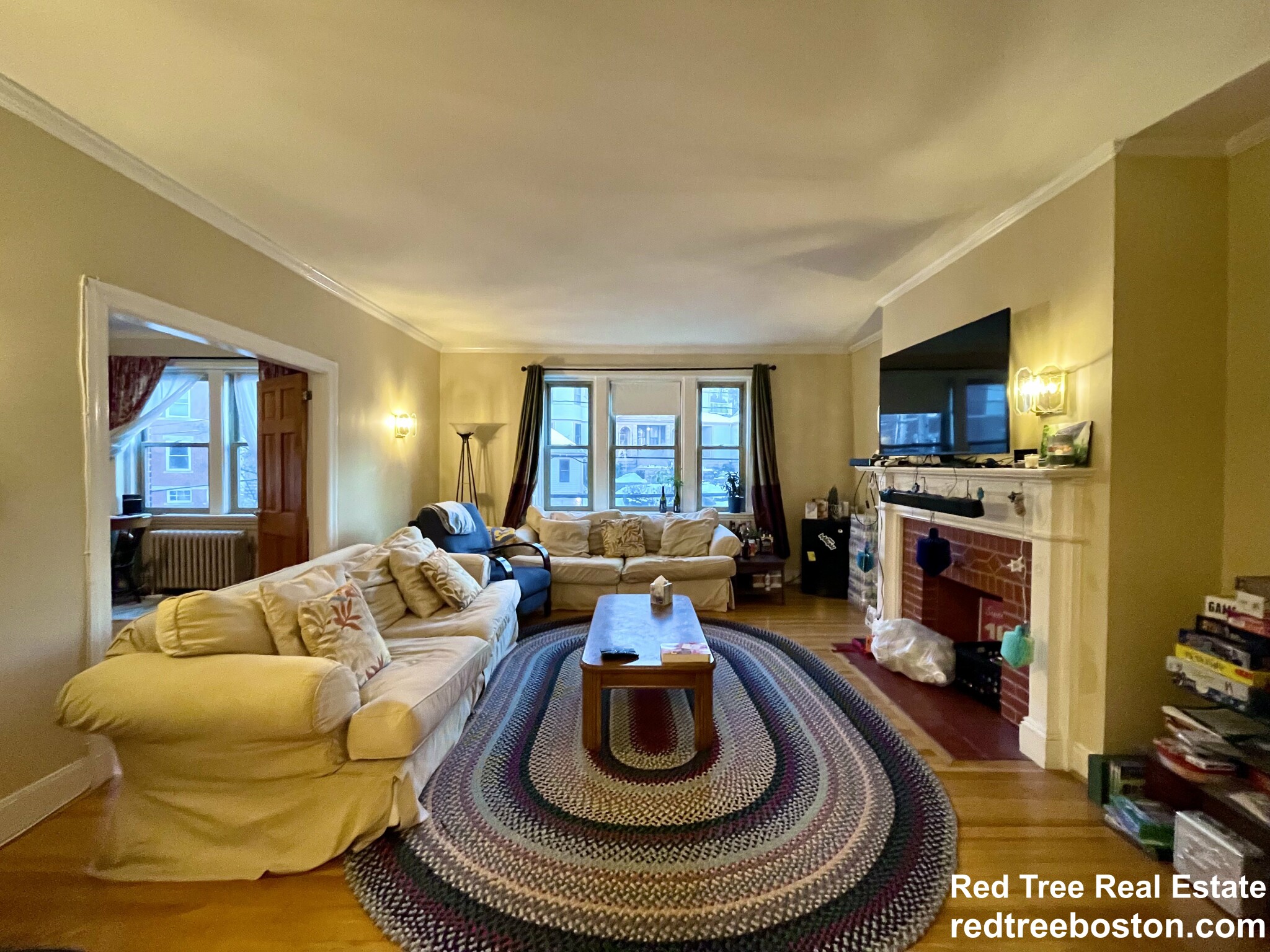 3 bed, 2 bath apartment for rent at 119 Winthrop Rd Unit 4, Brookline — photo 3 of 29