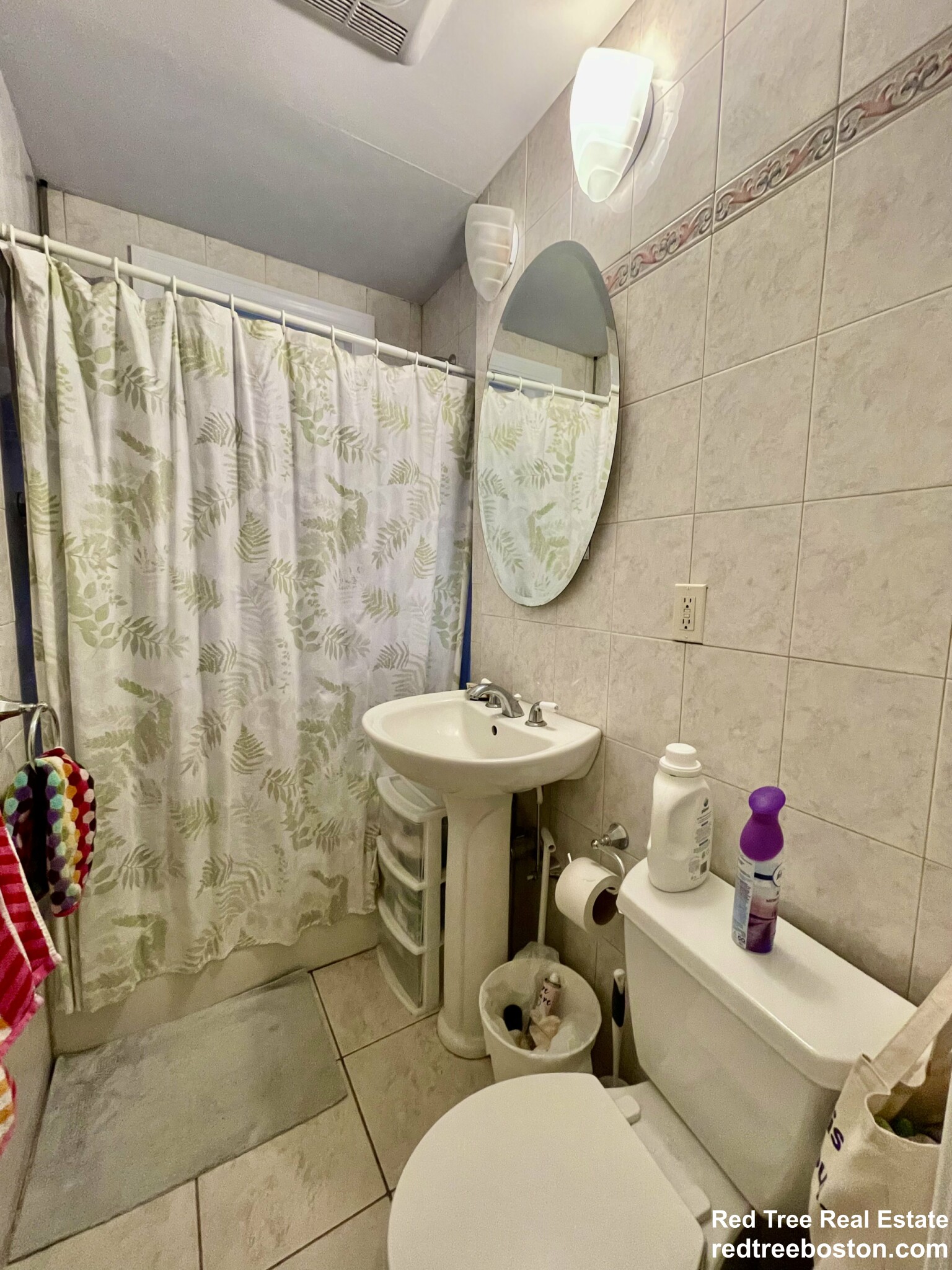3 bed, 2 bath apartment for rent at 119 Winthrop Rd Unit 4, Brookline — photo 16 of 29