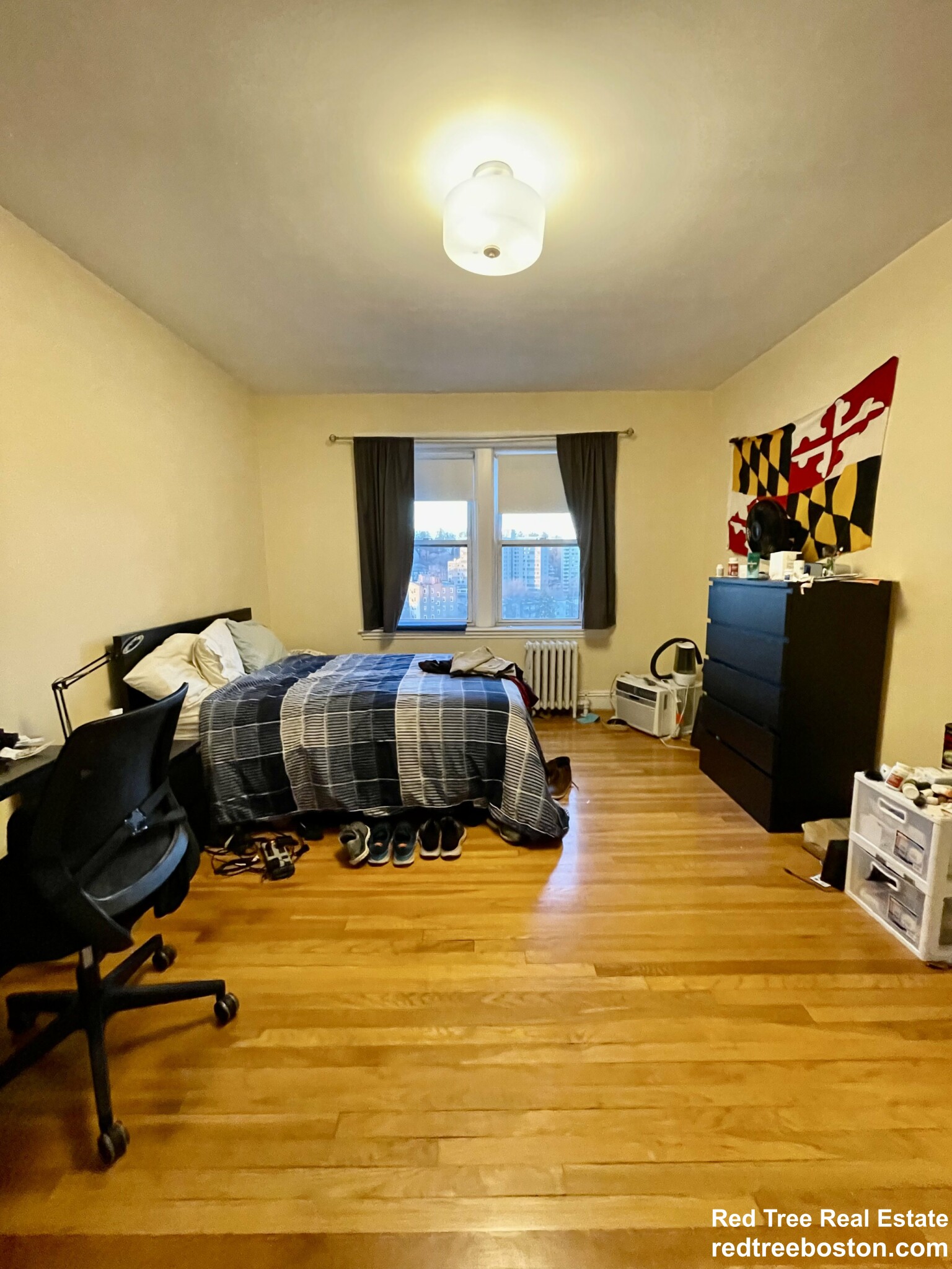 3 bed, 2 bath apartment for rent at 119 Winthrop Rd Unit 4, Brookline — photo 12 of 29