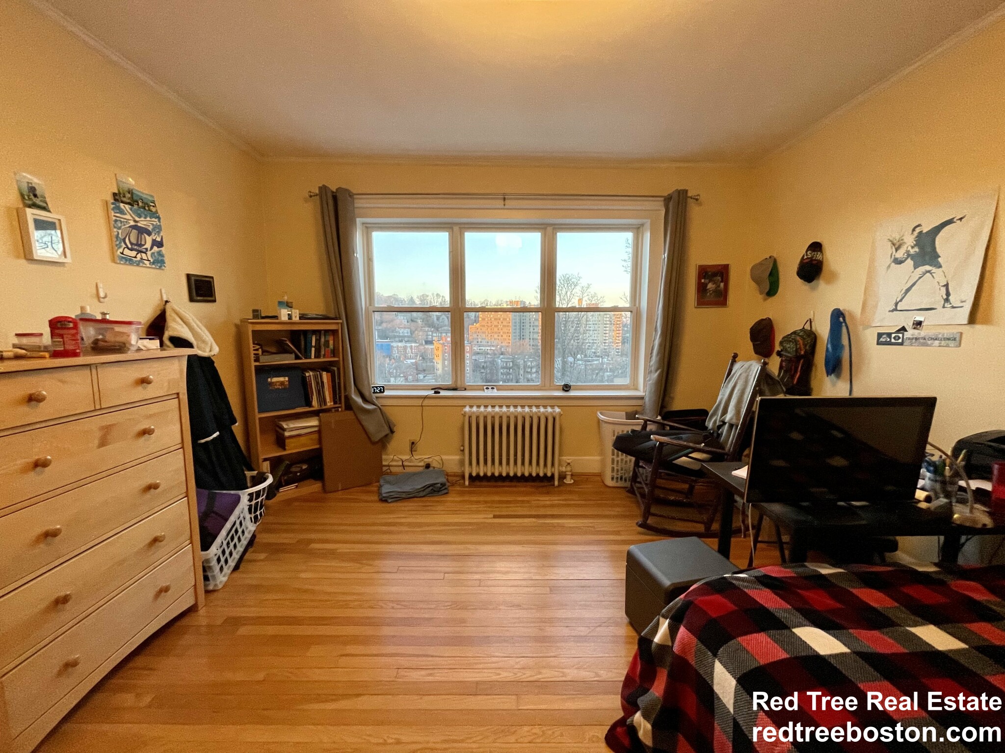 3 bed, 2 bath apartment for rent at 119 Winthrop Rd Unit 4, Brookline — photo 9 of 29