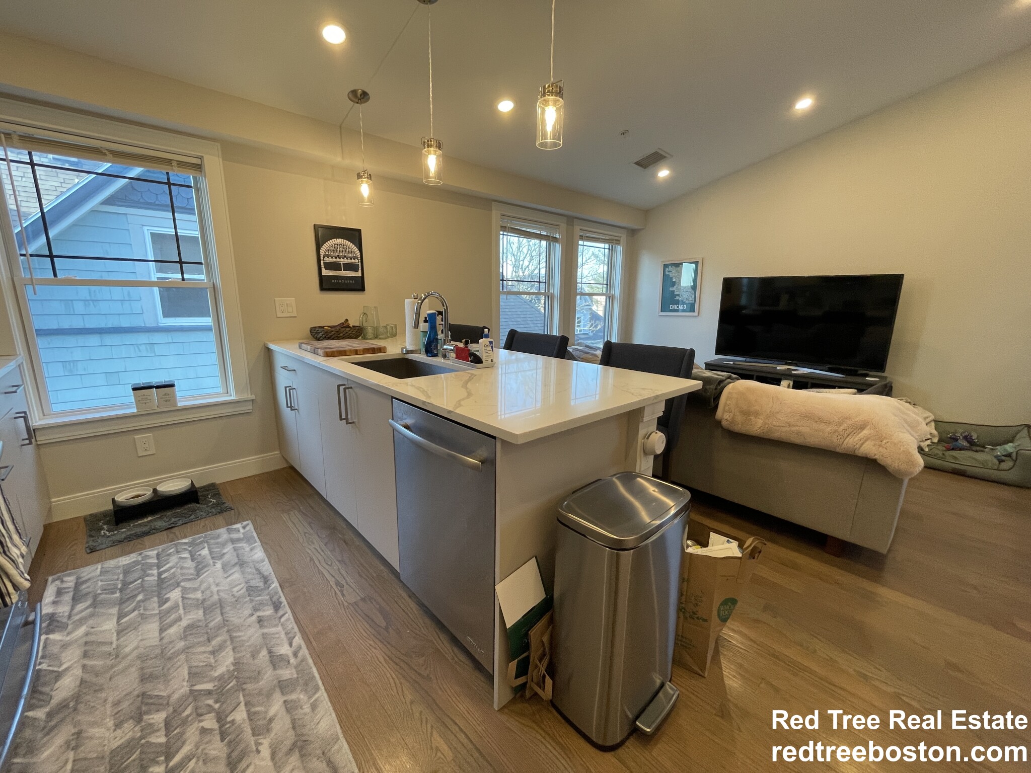 9 Mansfield St, Allston