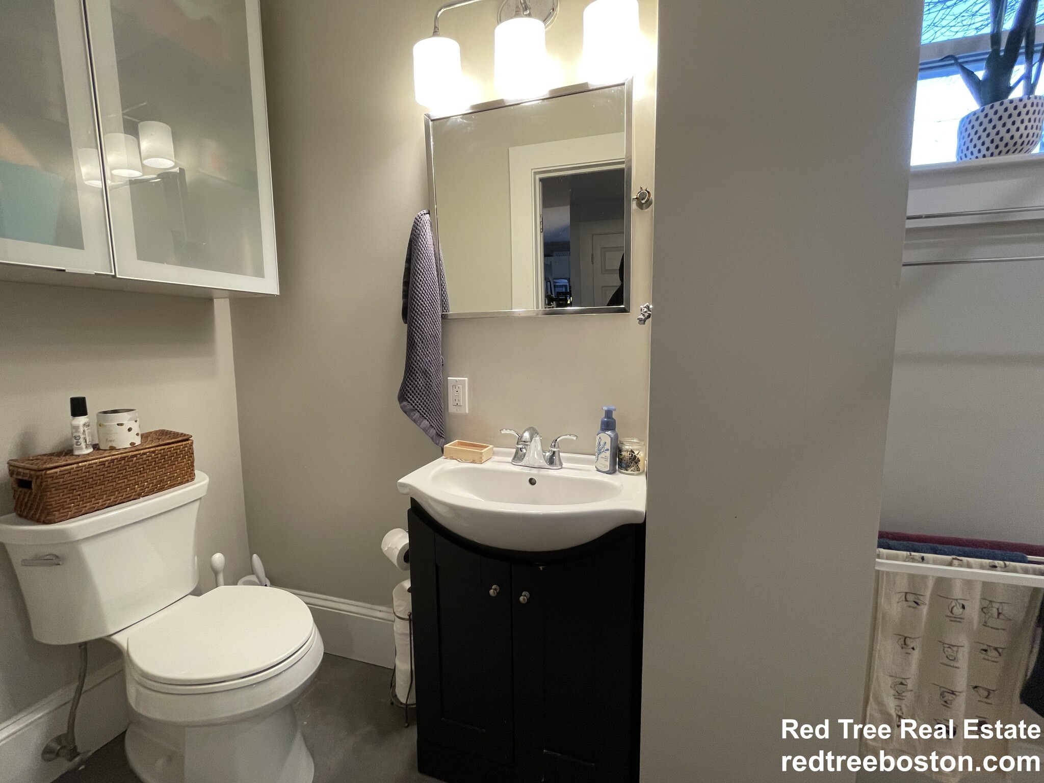 4 bed, 1 bath apartment for rent at 5 Riverside Rd Unit 2, Cambridgeport — photo 19 of 43