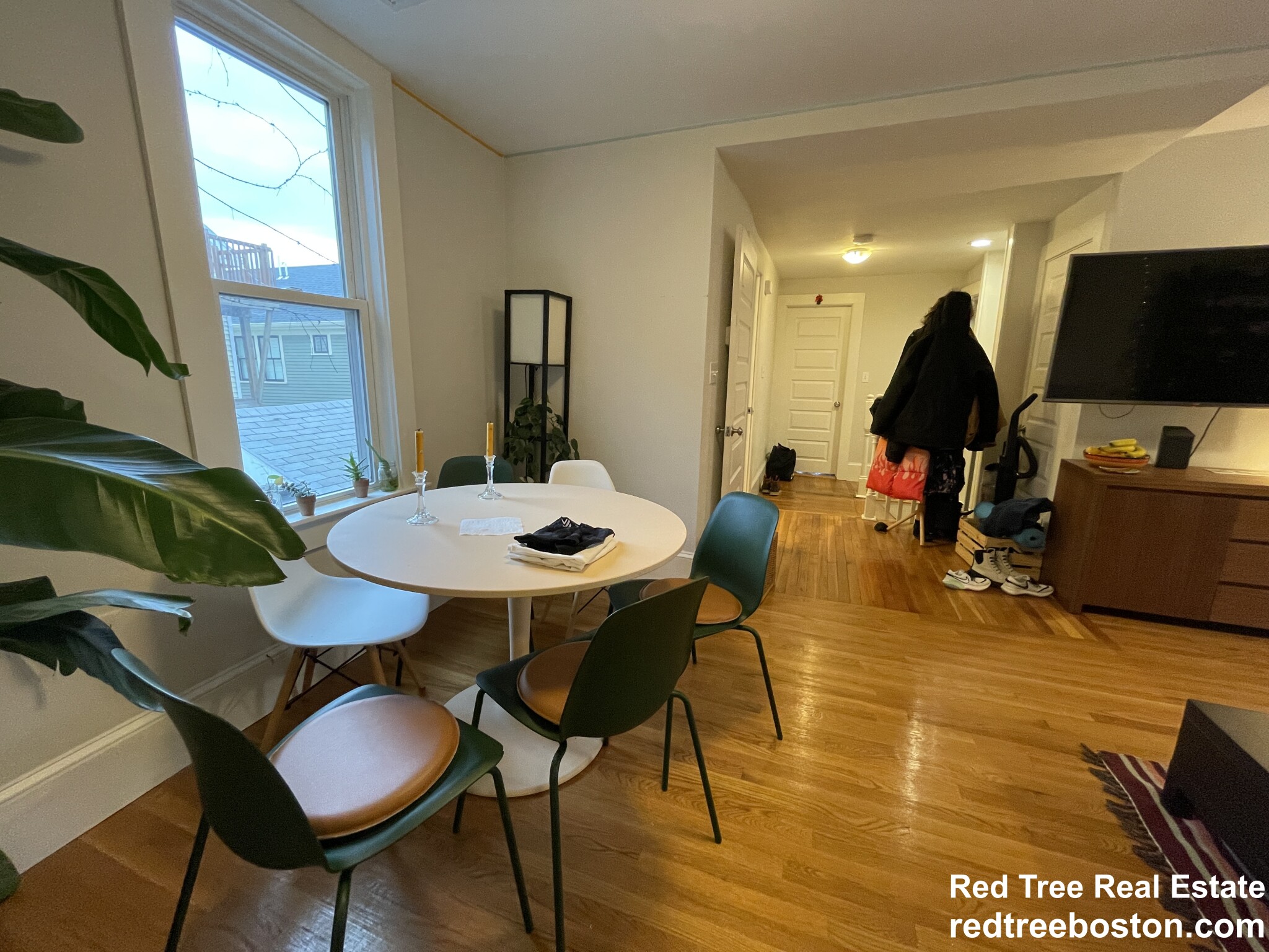 4 bed, 1 bath apartment for rent at 5 Riverside Rd Unit 2, Cambridgeport — photo 7 of 43
